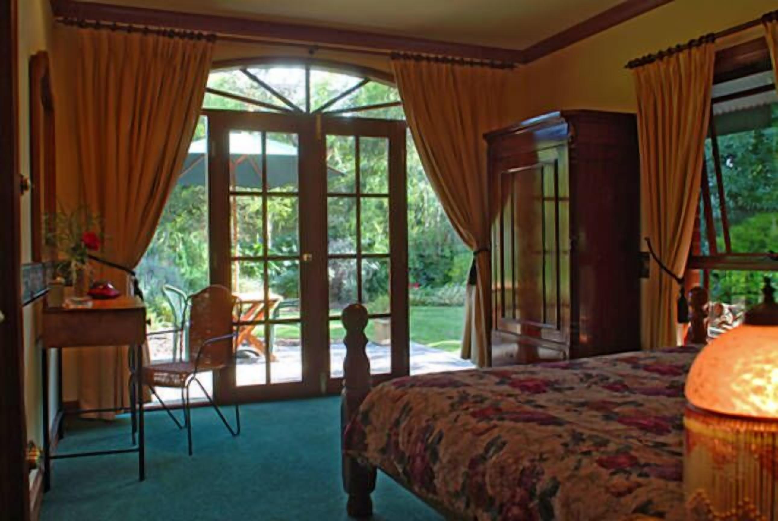 Anchor Cottage Seaside Luxury Spa B&B