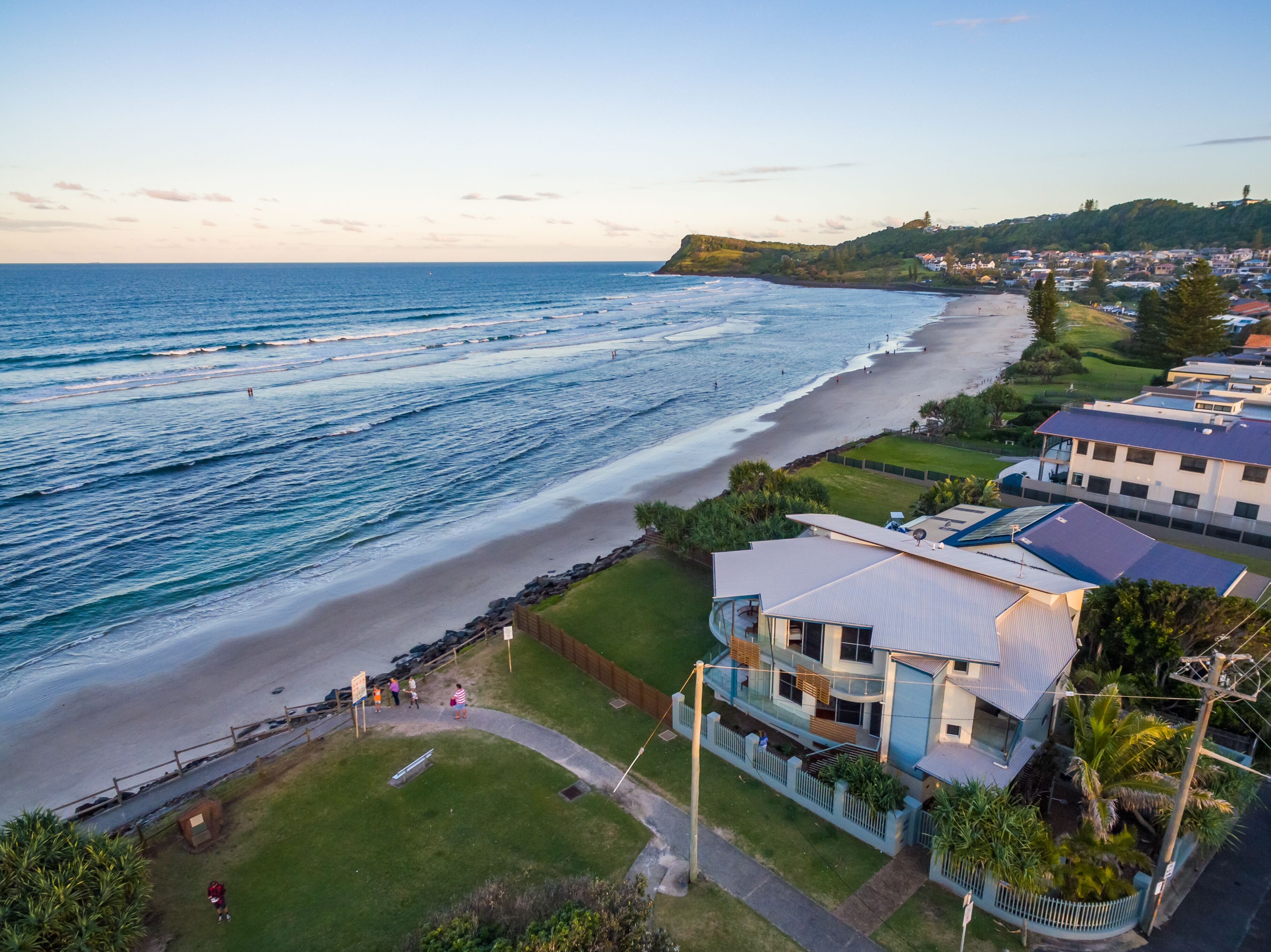 SANBAH-2 Absolute Beachfront
