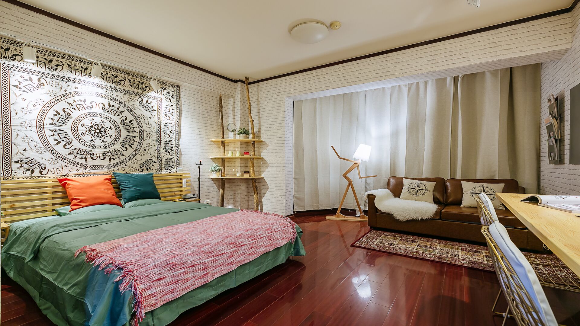 UPad Bohemian-Themed Studio in Sanlitun