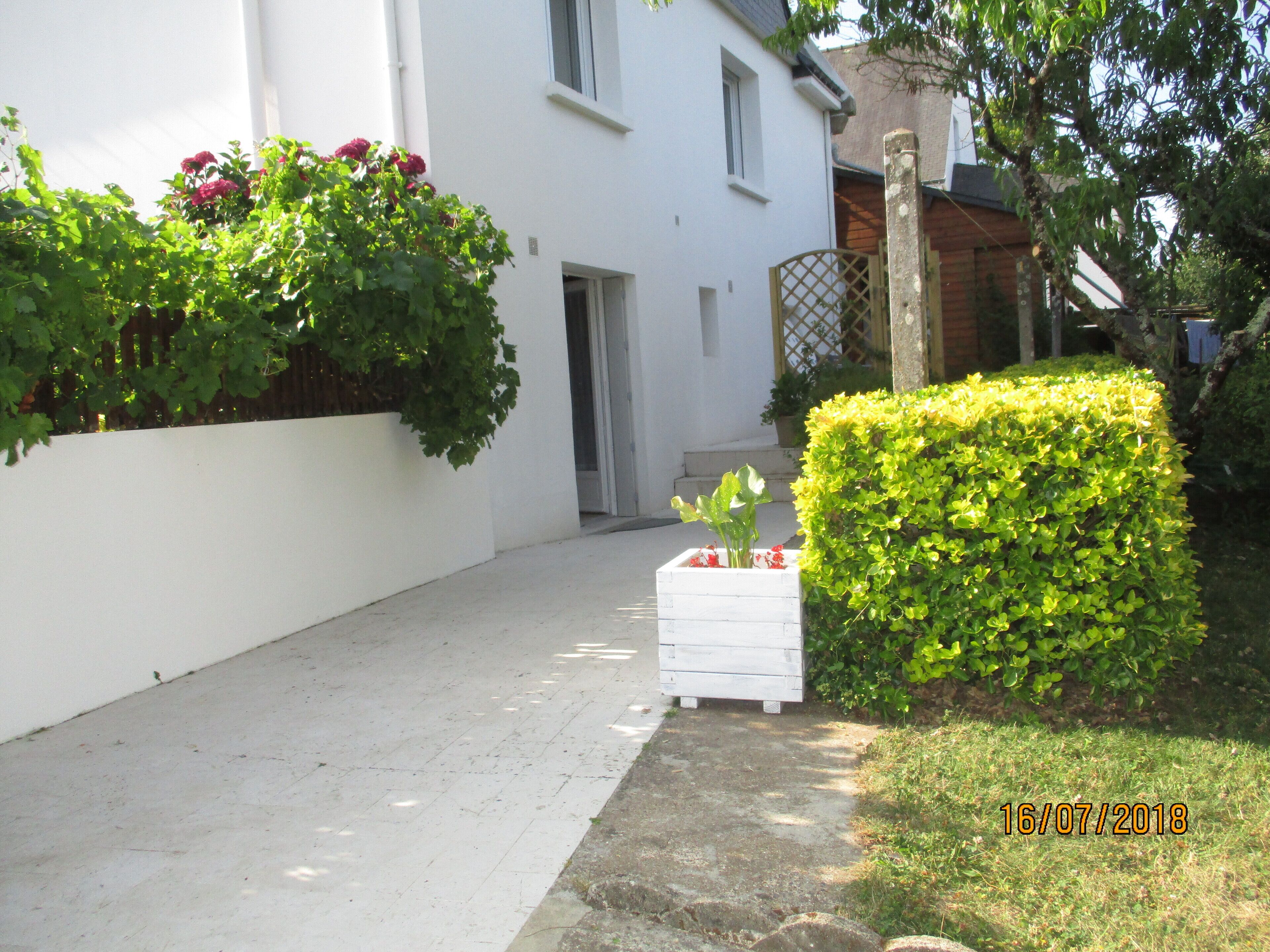 Rental near the pen-mur natural site, ground floor 2 adults, 2 children