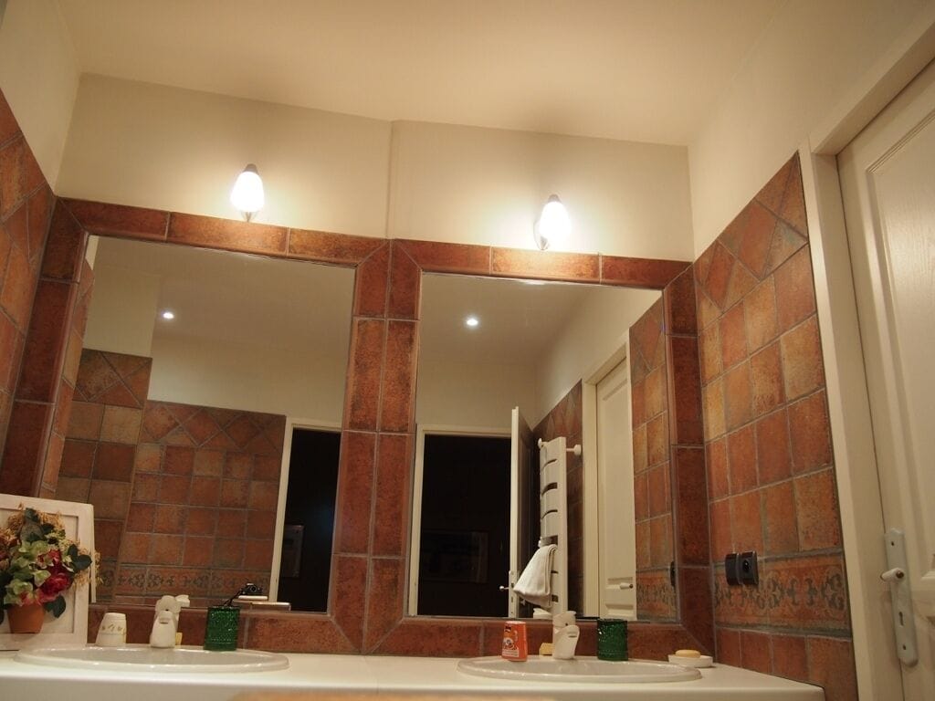 VILLAGE APARTMENT WITH TERRACE 