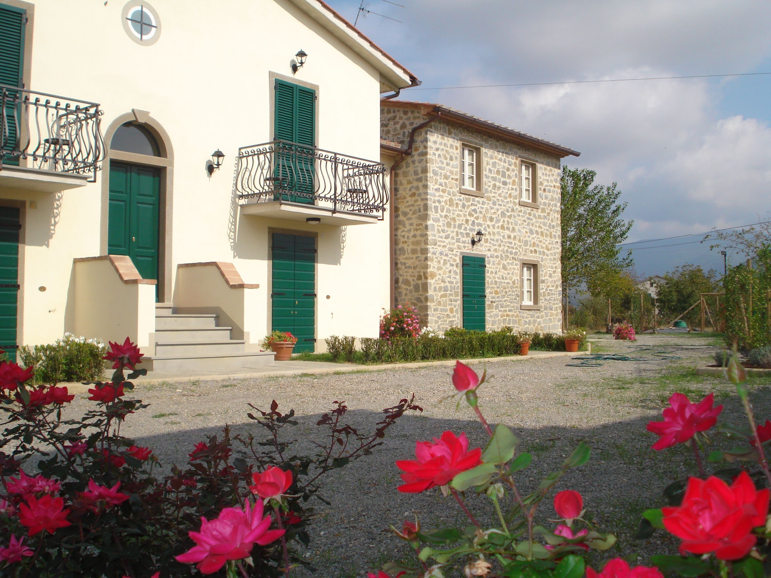 Bugia is a Self-Contained studio Apartment with large Pool, free WiFi & parking