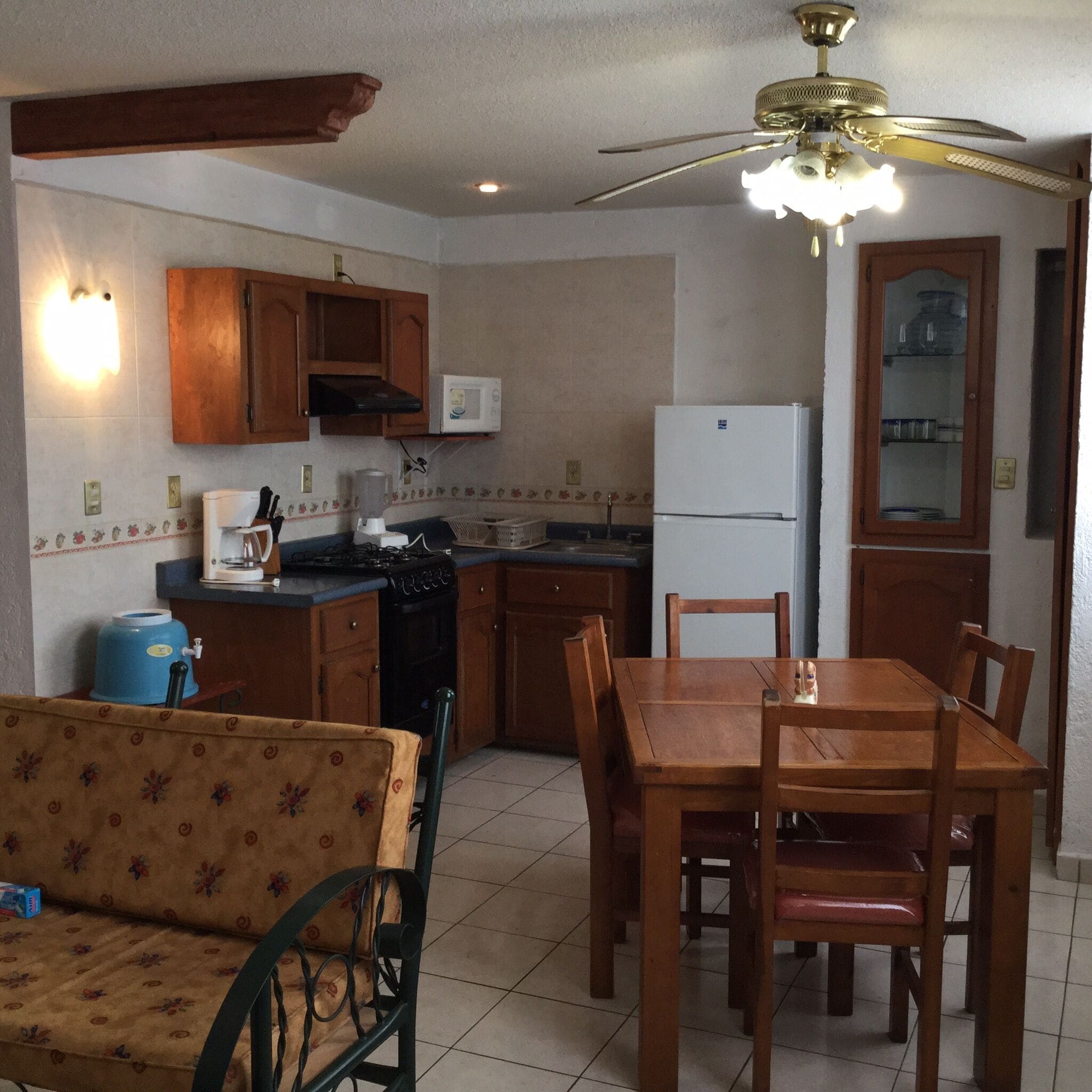 Executive department with short and long stay services