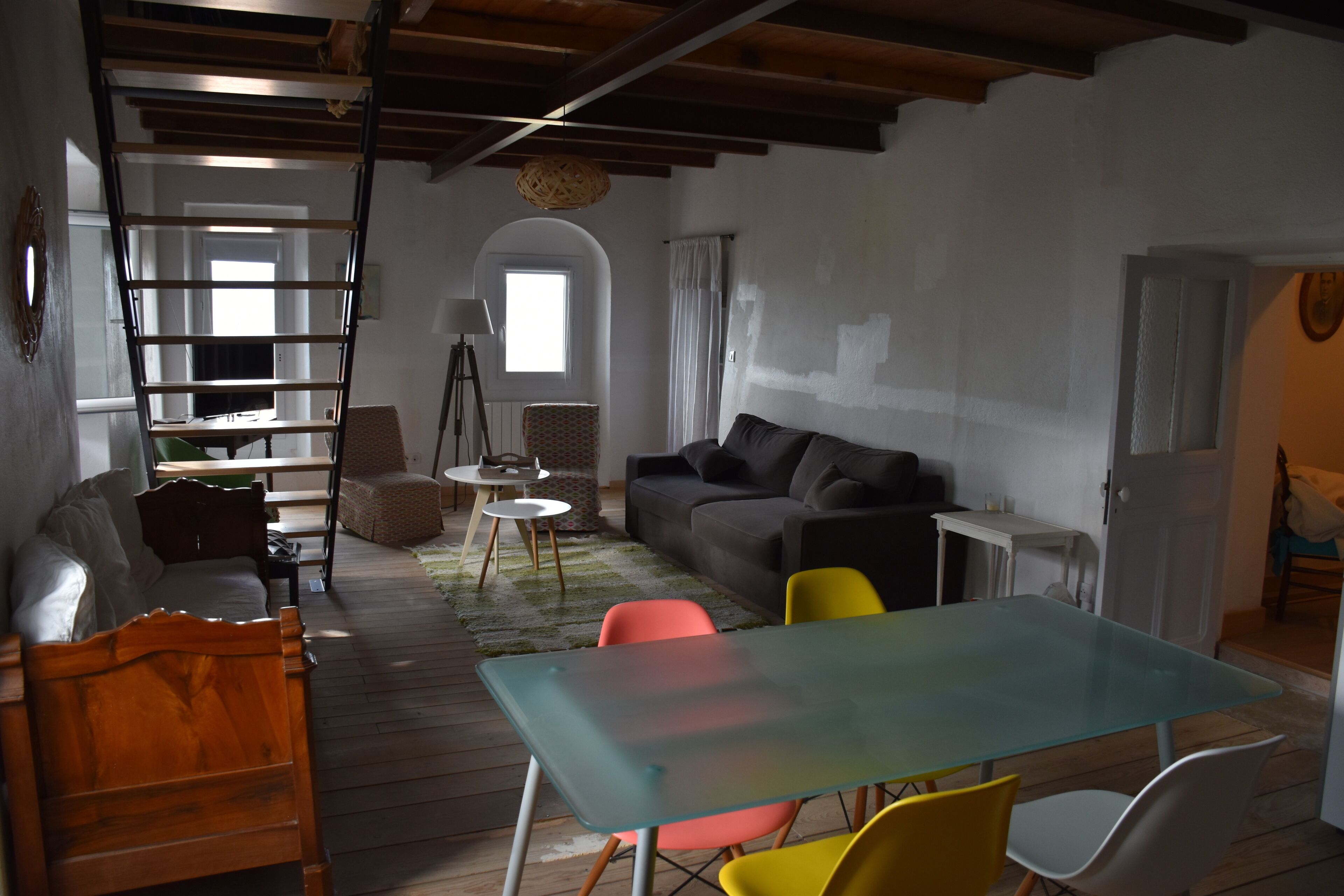 APARTMENT IN MASTER'S HOUSE. VILLAGE BETWEEN SEA AND MOUNTAIN