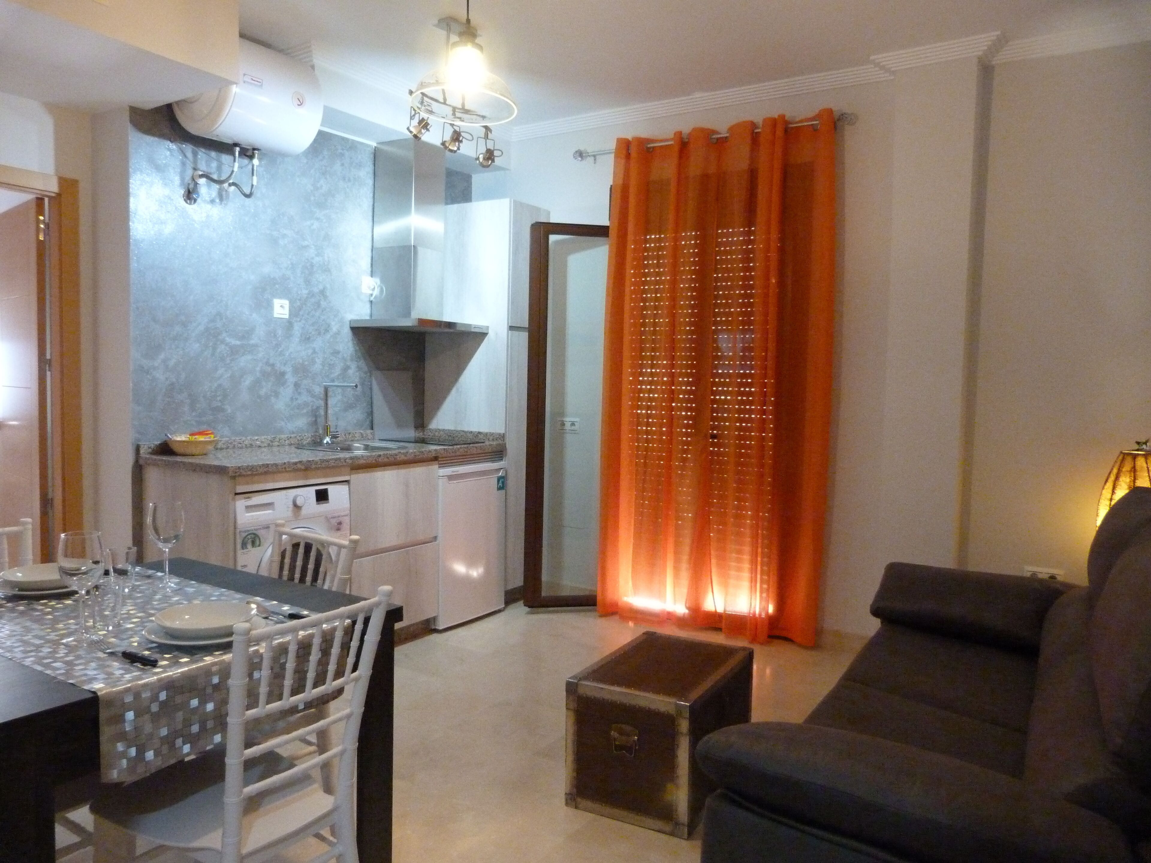CENTRAL APARTMENT (Optional parking in the same building)