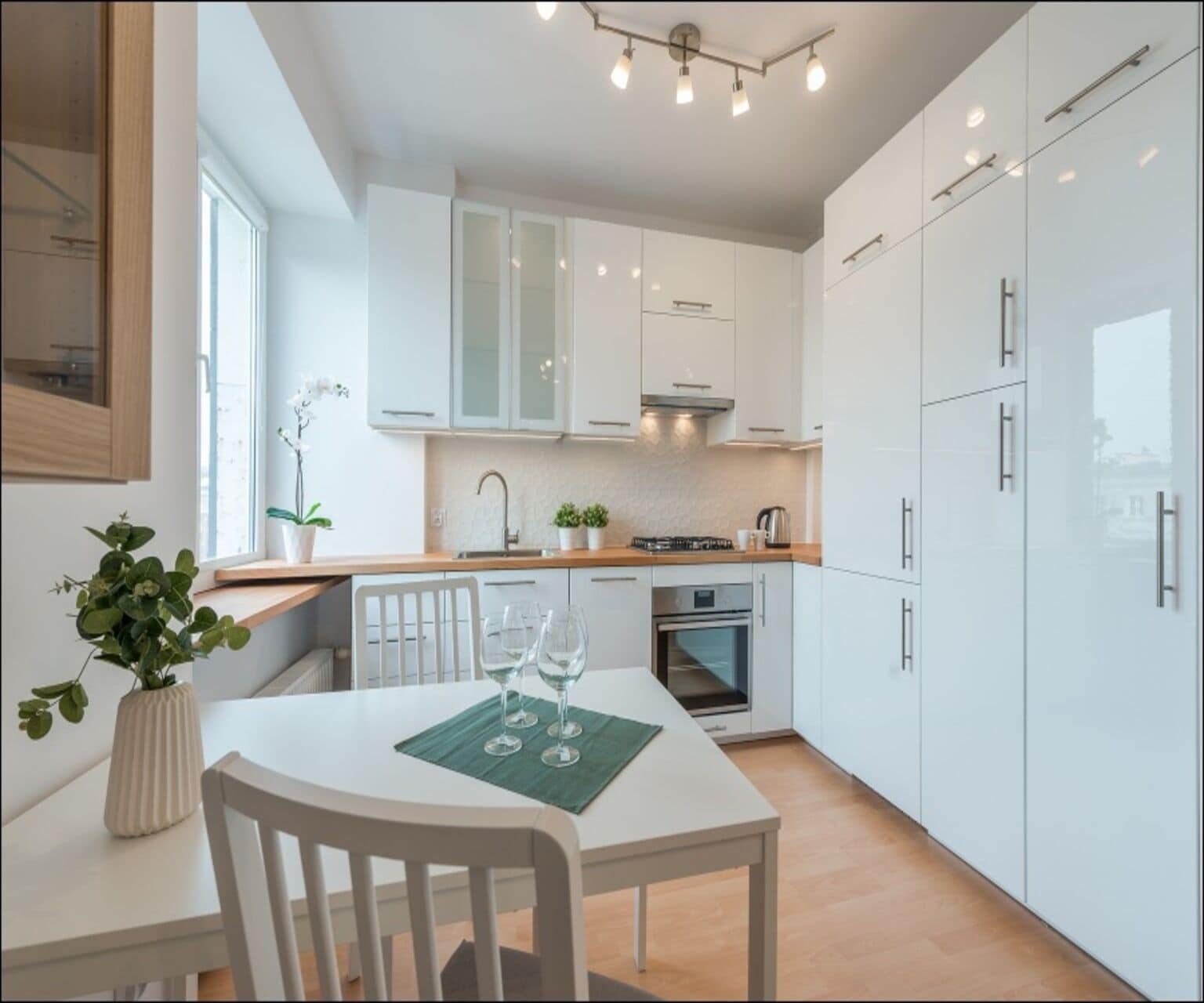 Two bed. Apartment BIALOBRZESKA