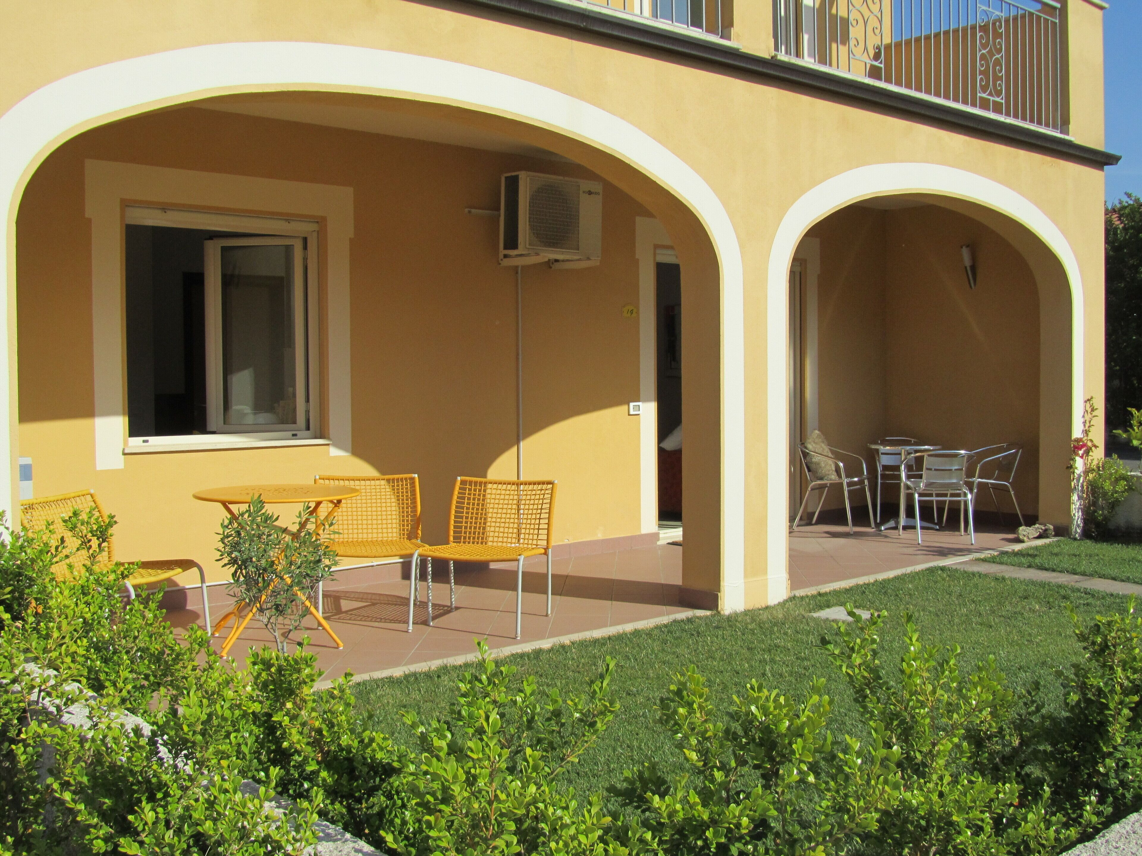Ground Floor Fully Air Conditioned Apartment with WiFi