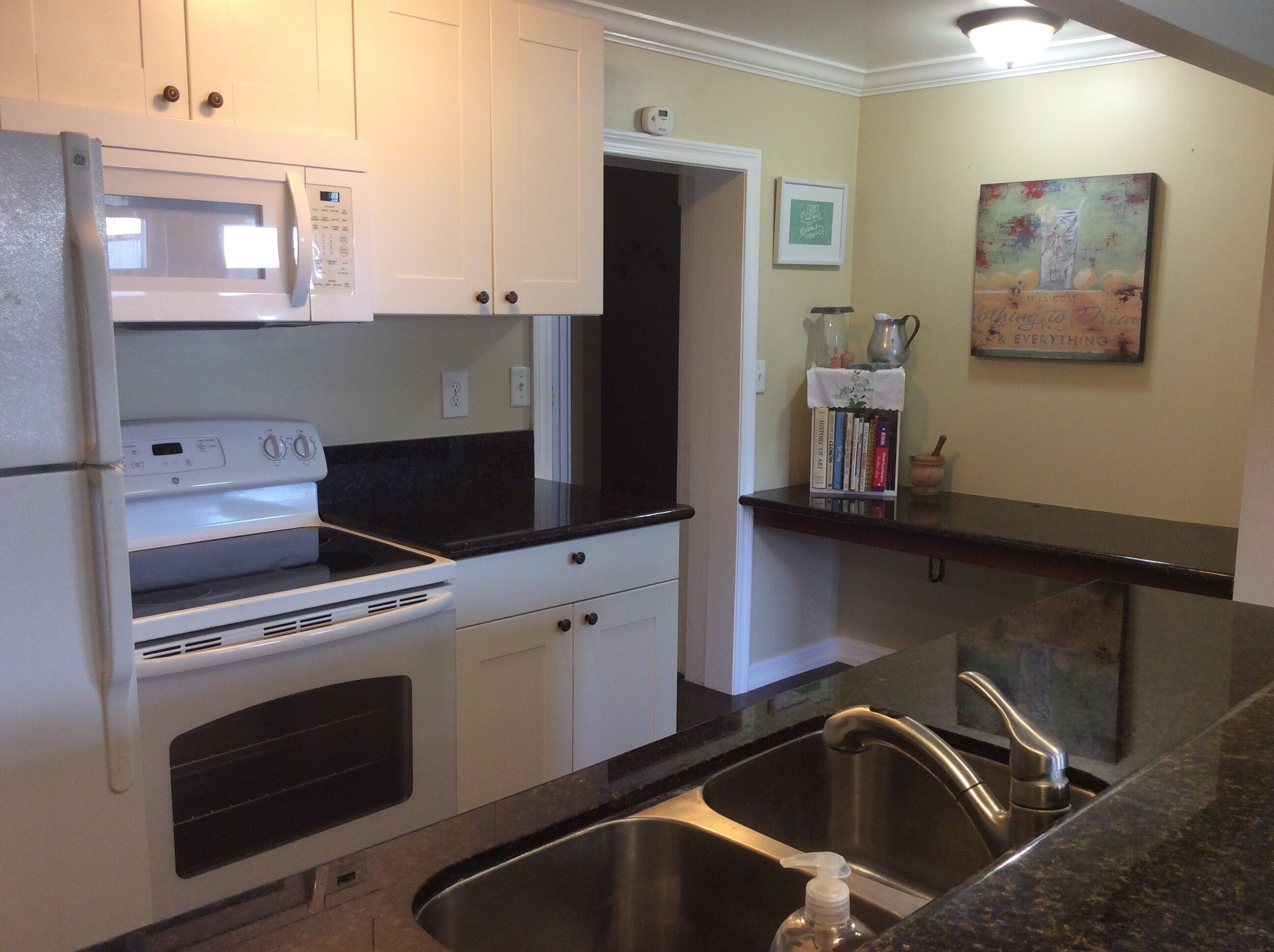 Private Apartment up in the Hills...