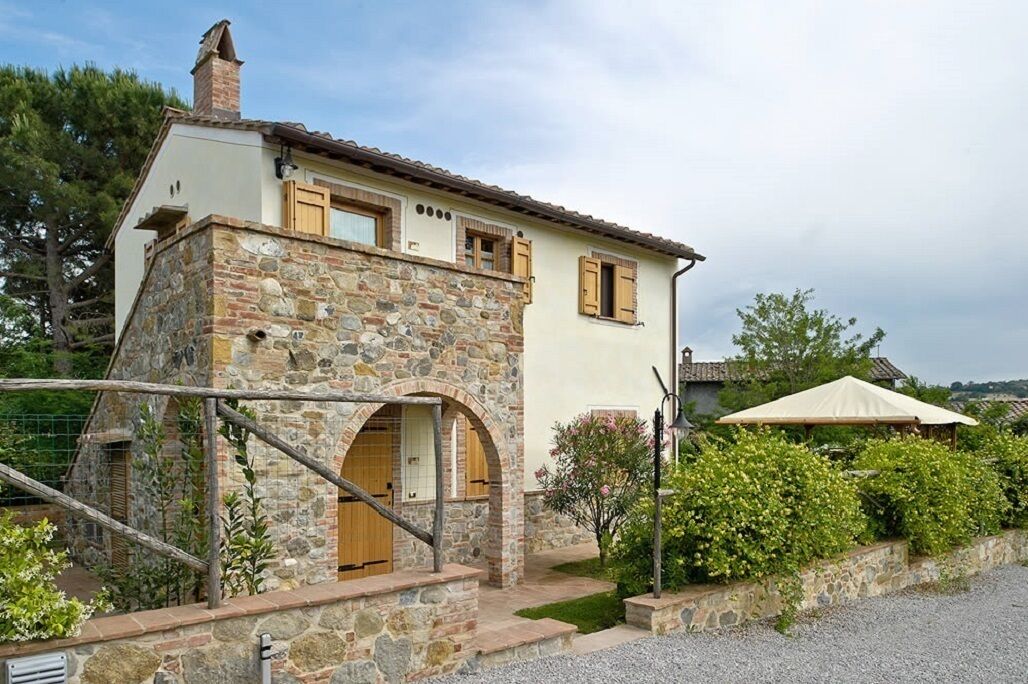 I Tigli #7, first floor flat with one bedroom in Montepulciano area. WiFi & pool