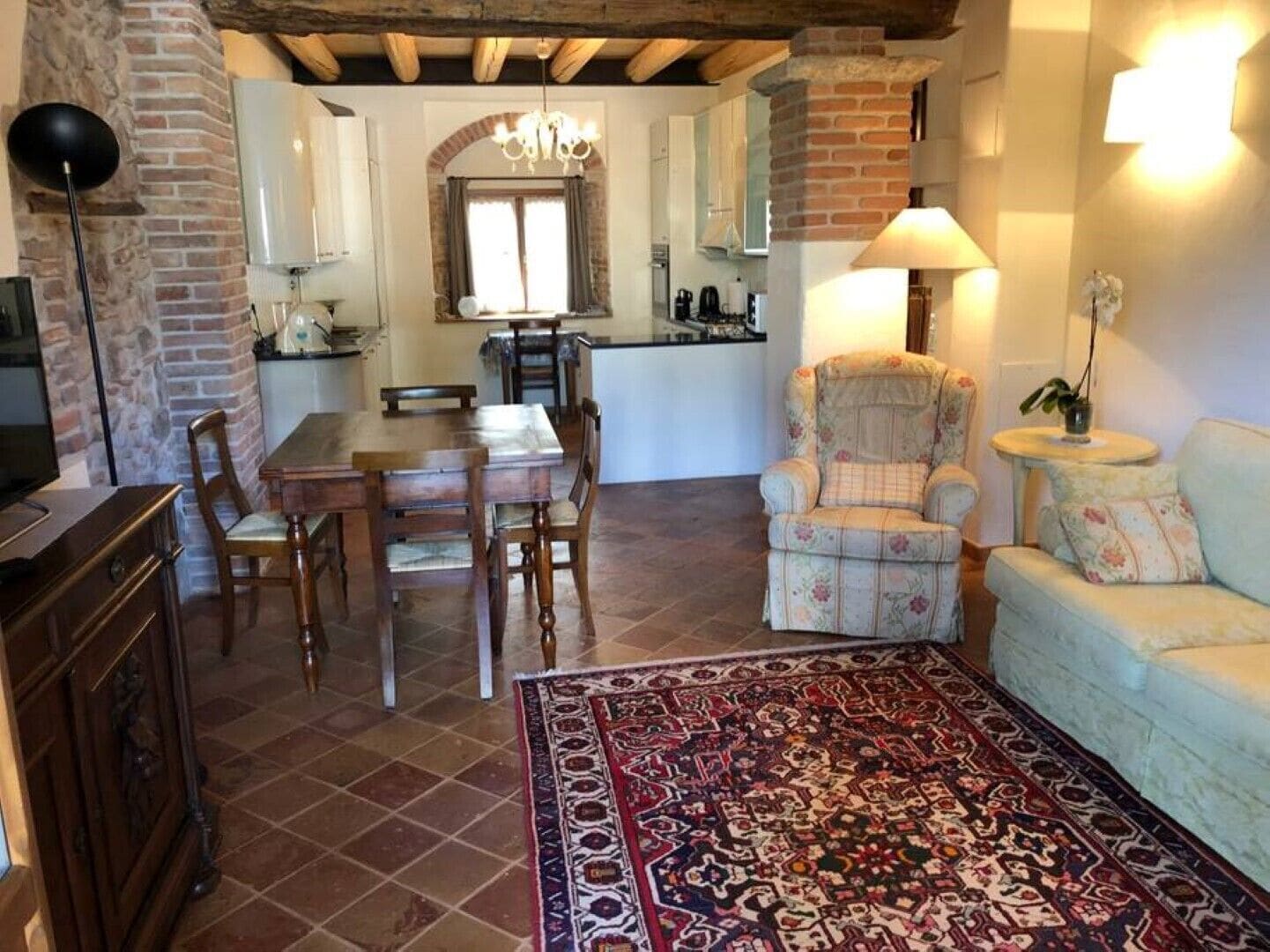 Relaxing historic villa, cycle path to the city center, lake, Valpolicella 