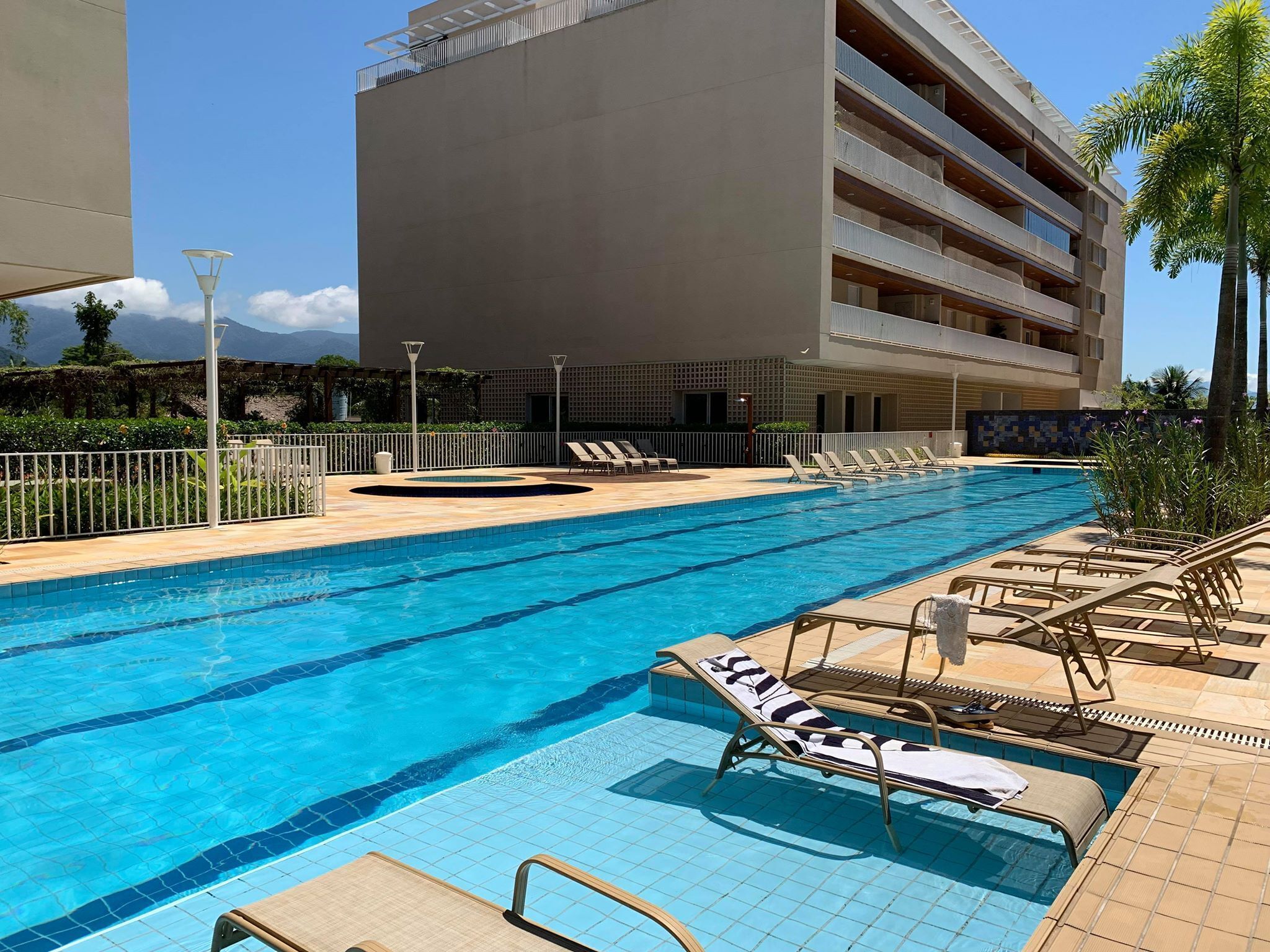 Stay at the Best Clube de Ubatuba Condominium - L23