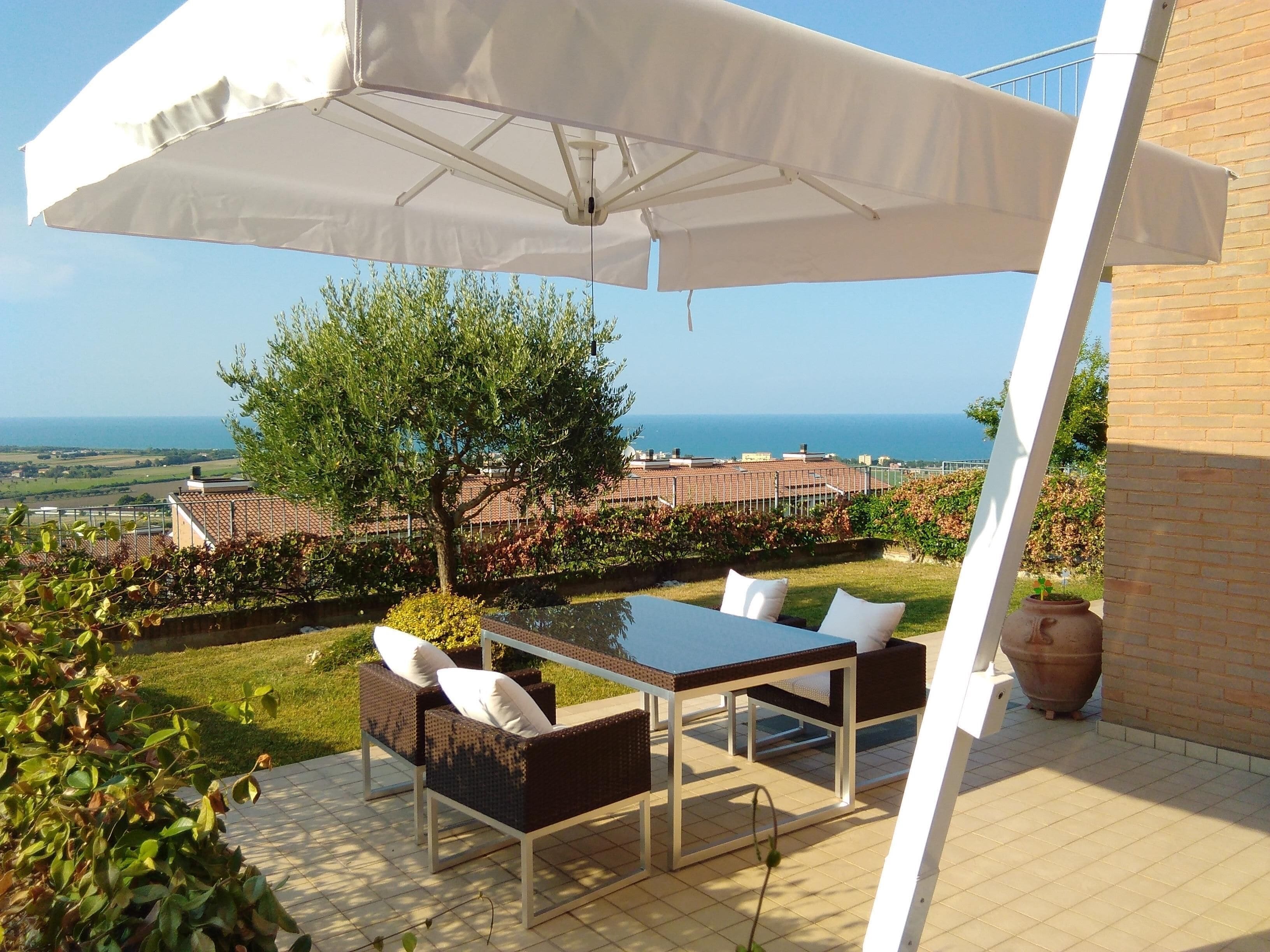 Apartment in the hills with stunning views of the sea-beach at 1 km