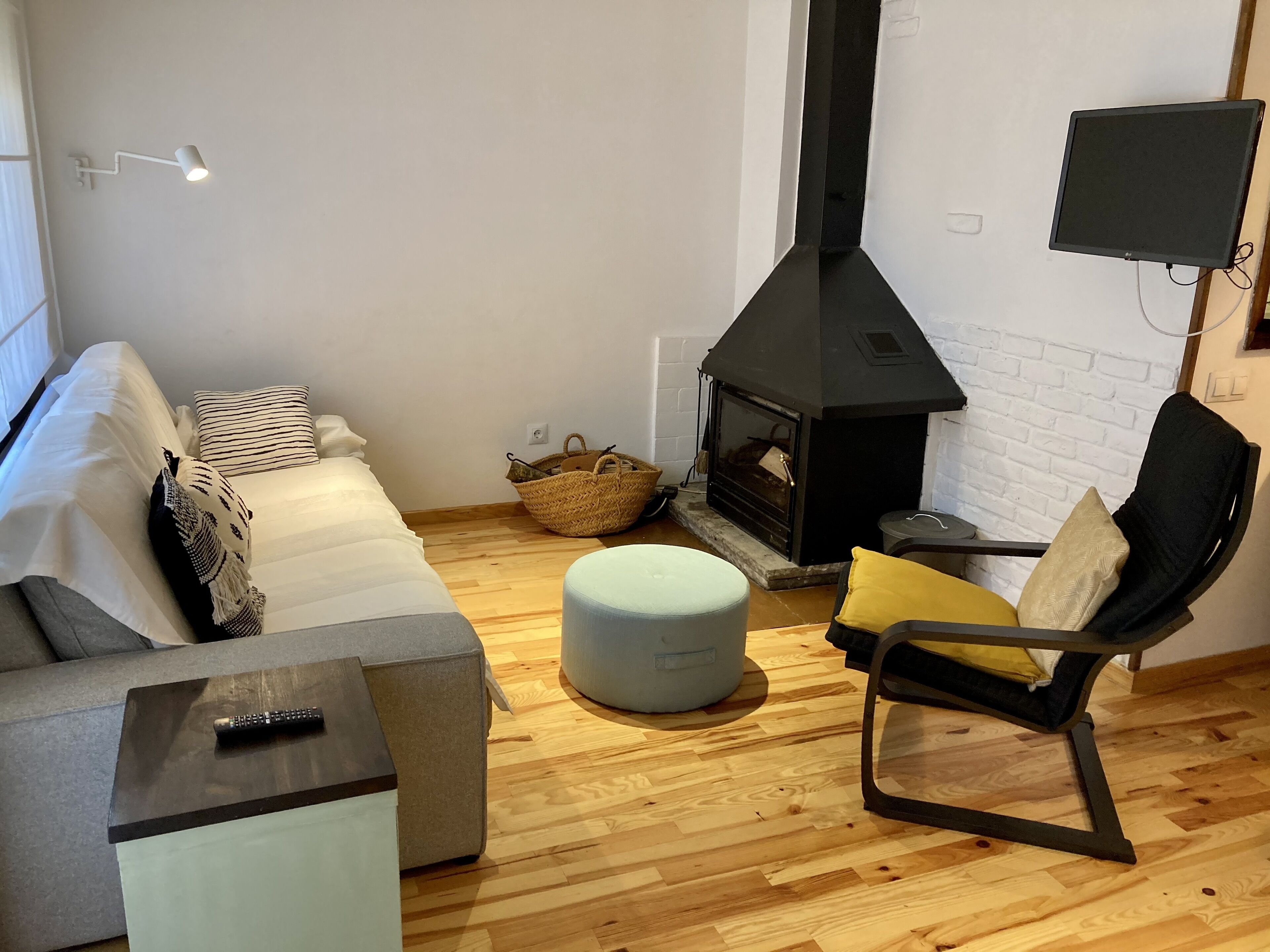APARTMENT IN ALP 4 PAX 2HAB + 2BAÑOS