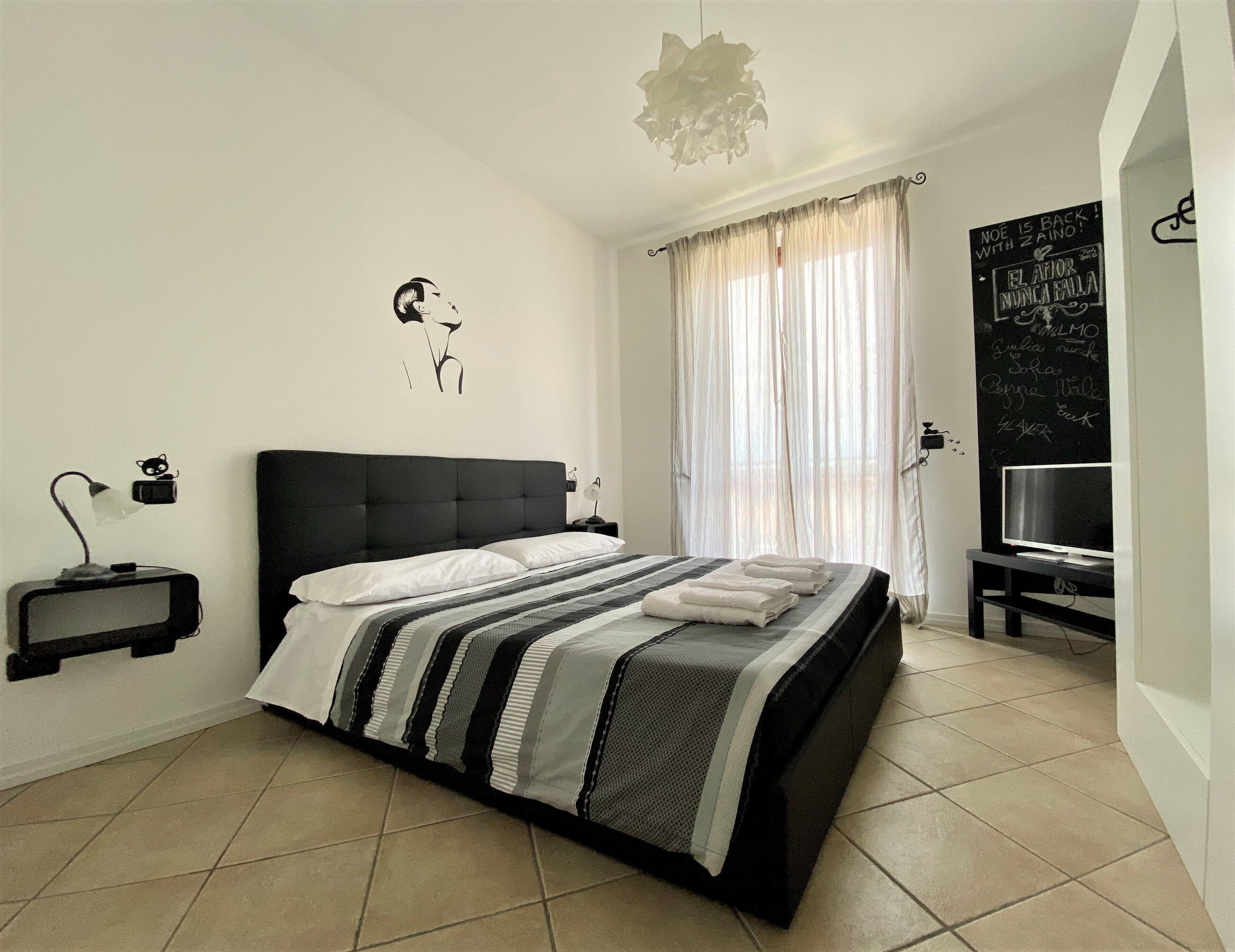 "The phrase" - Independent apartment