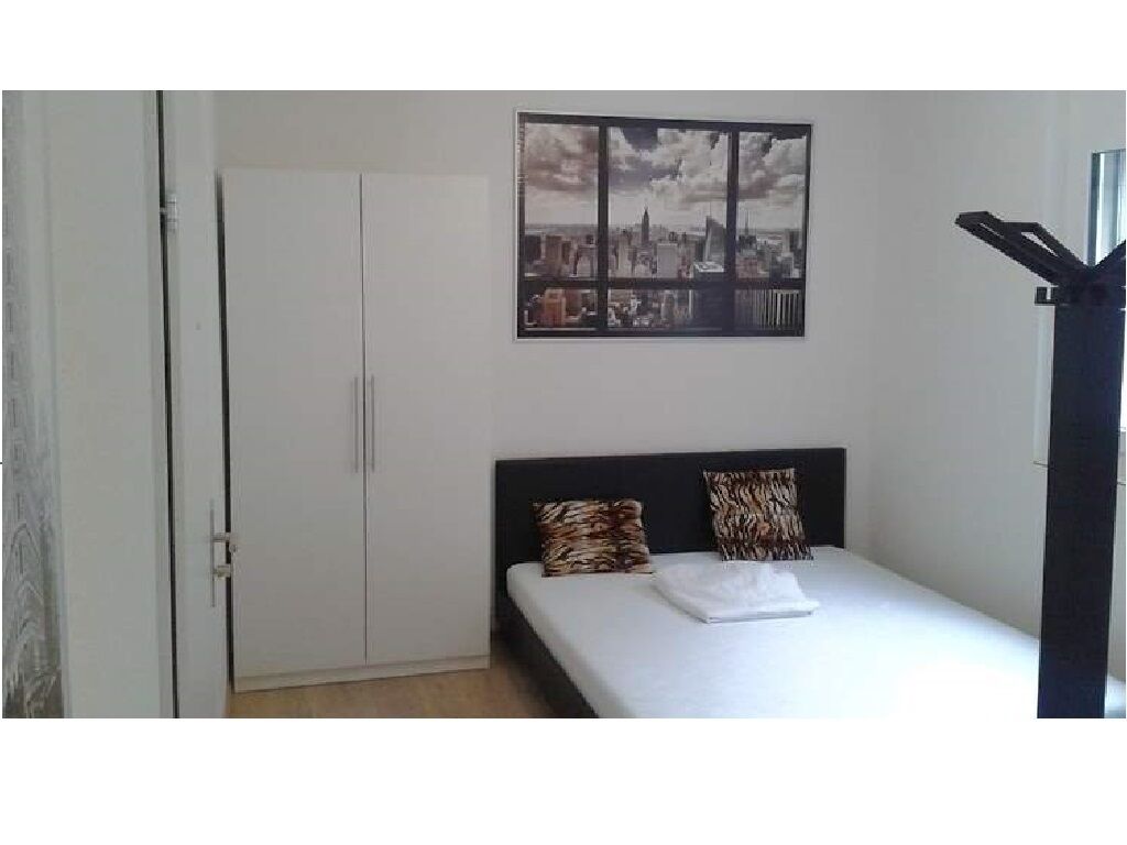 smart 1.5 room apartment in a quiet apartment building