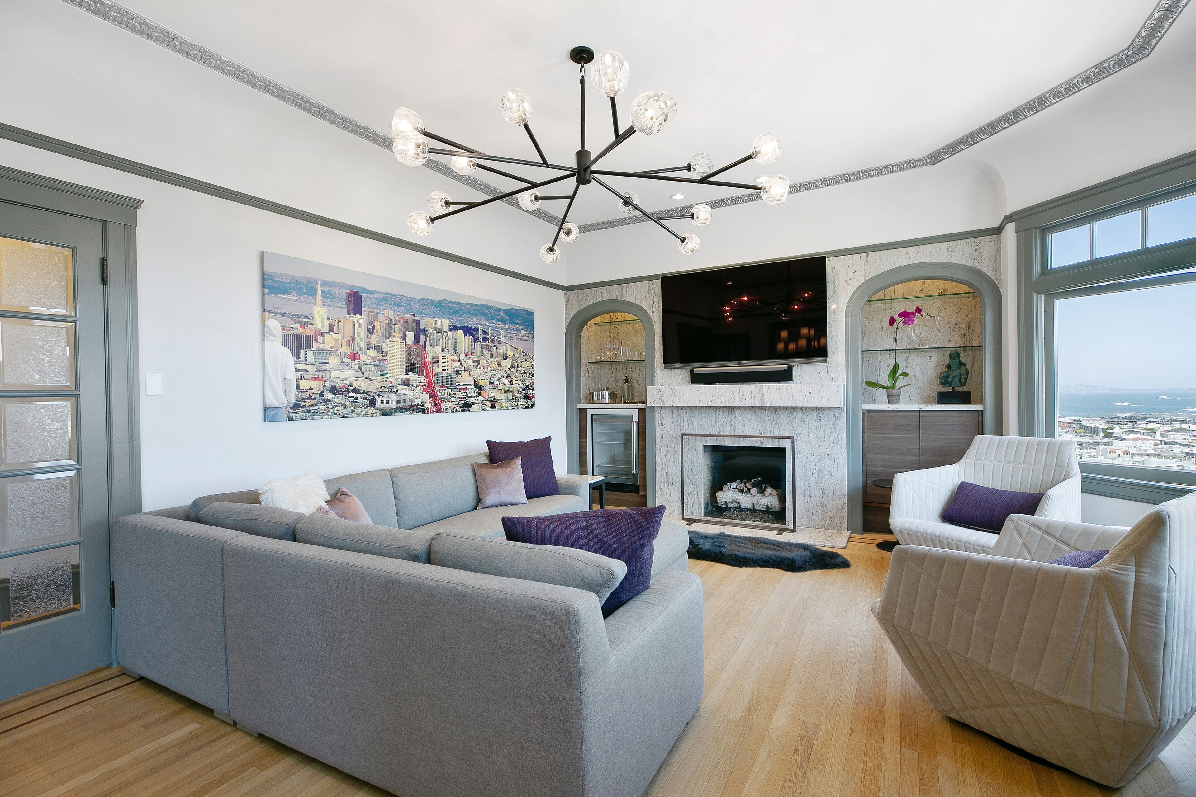 Luxury New Penthouse 2 bedroom 2 bath w/office.  ORGANIC SANITATION