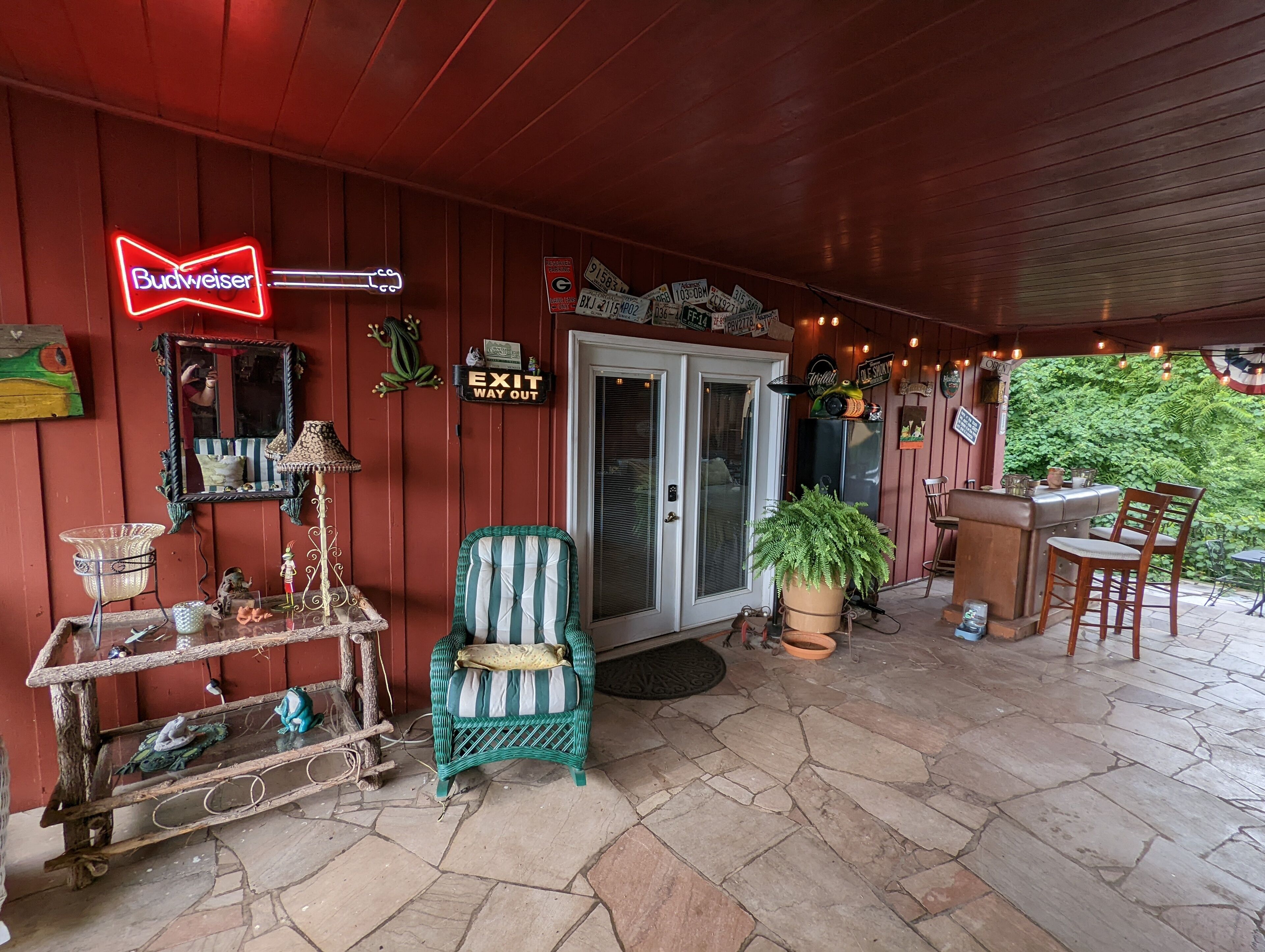 Toad Hill: Great views! Minutes to UT & Airport! Pet Friendly!