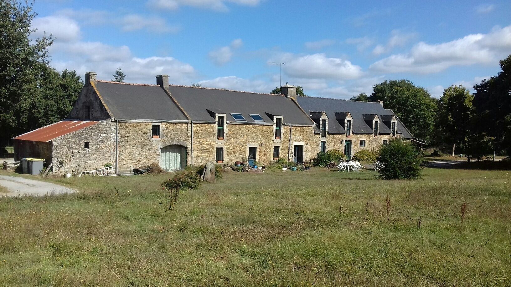 Bed and breakfast in traditional Breton longère
