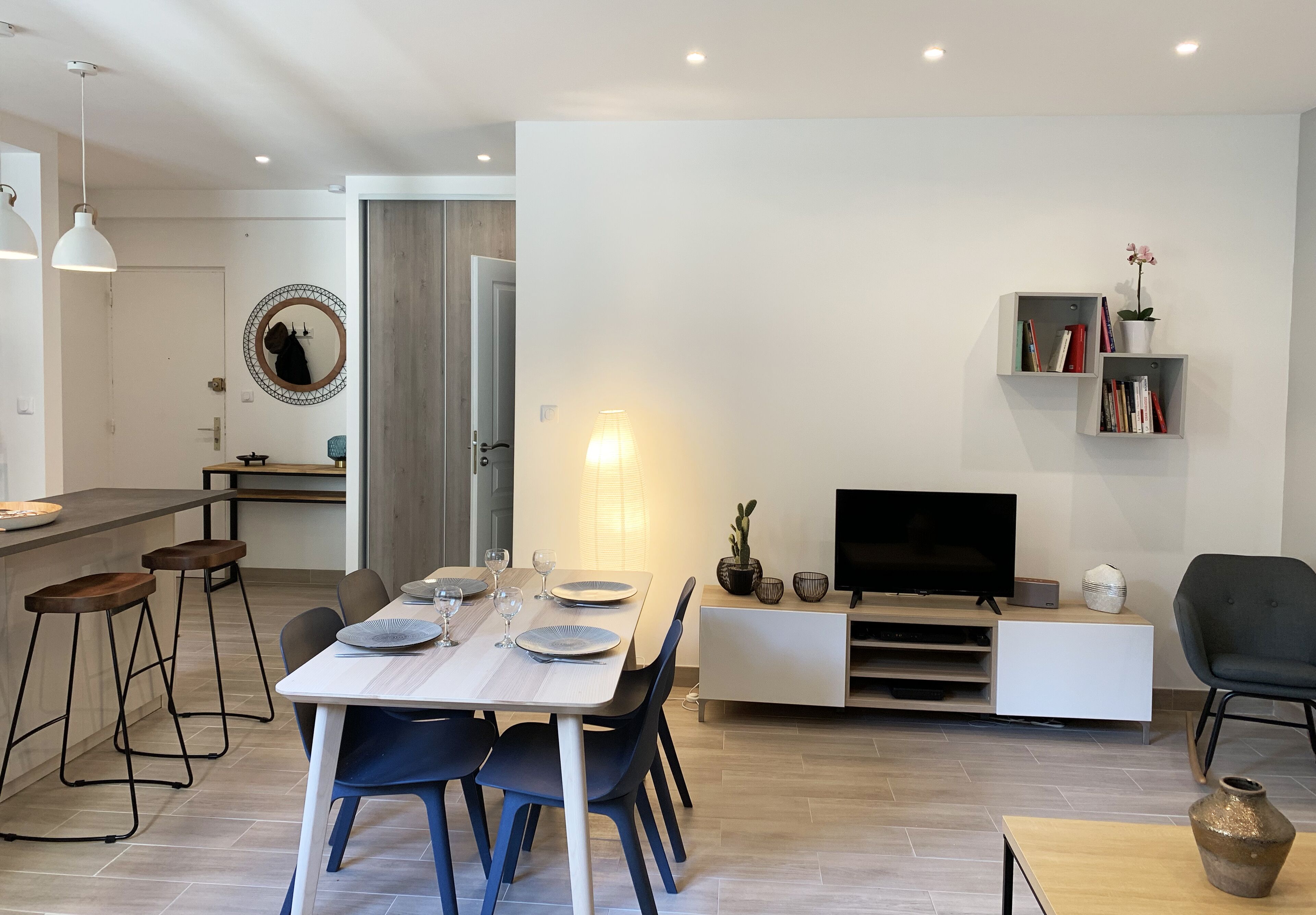 CASSIS - Beautiful T2 heart village, near beaches, coves, provence