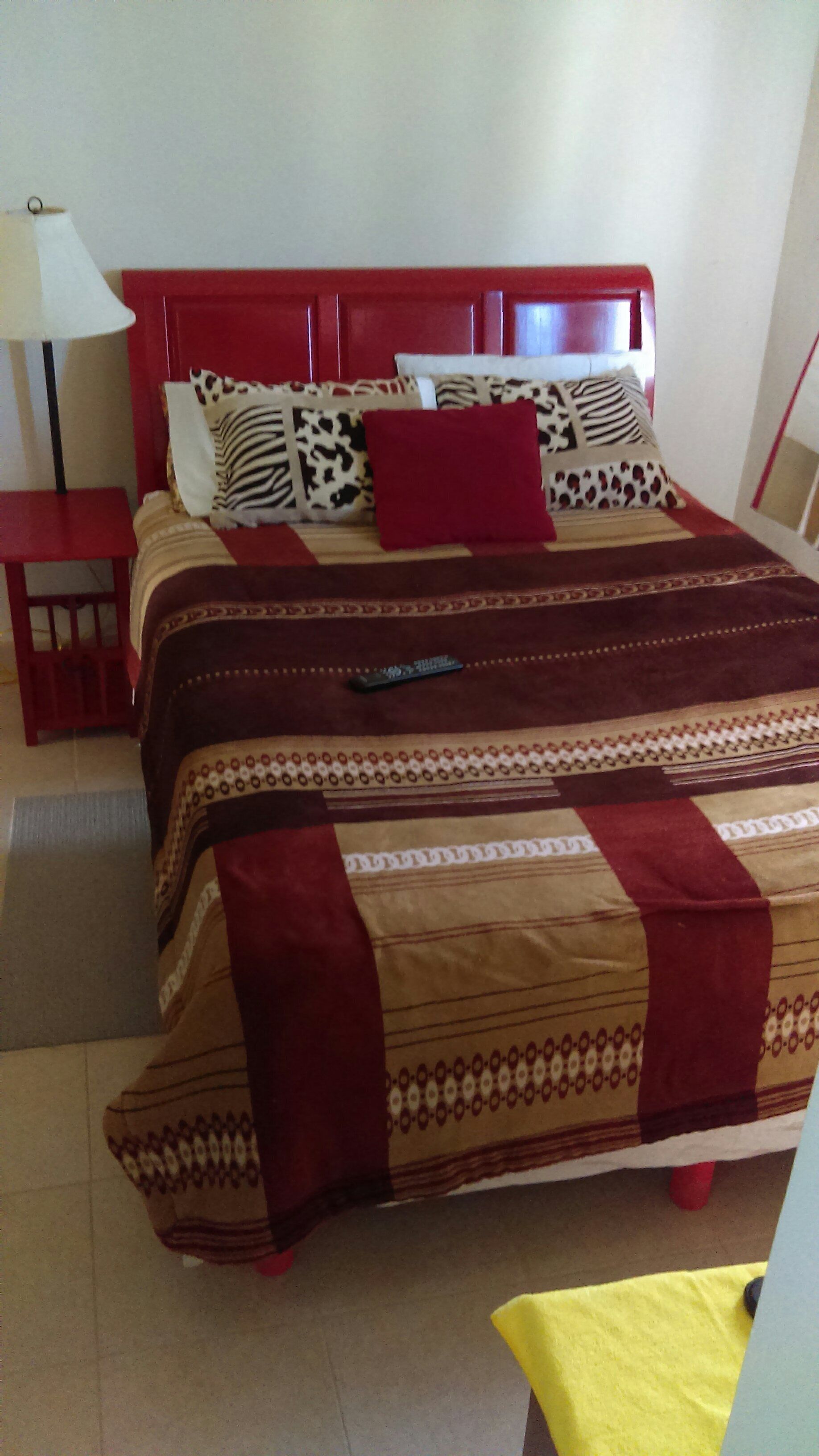 Cute Tidy Apartment Close To Mall And Short Drive To Town