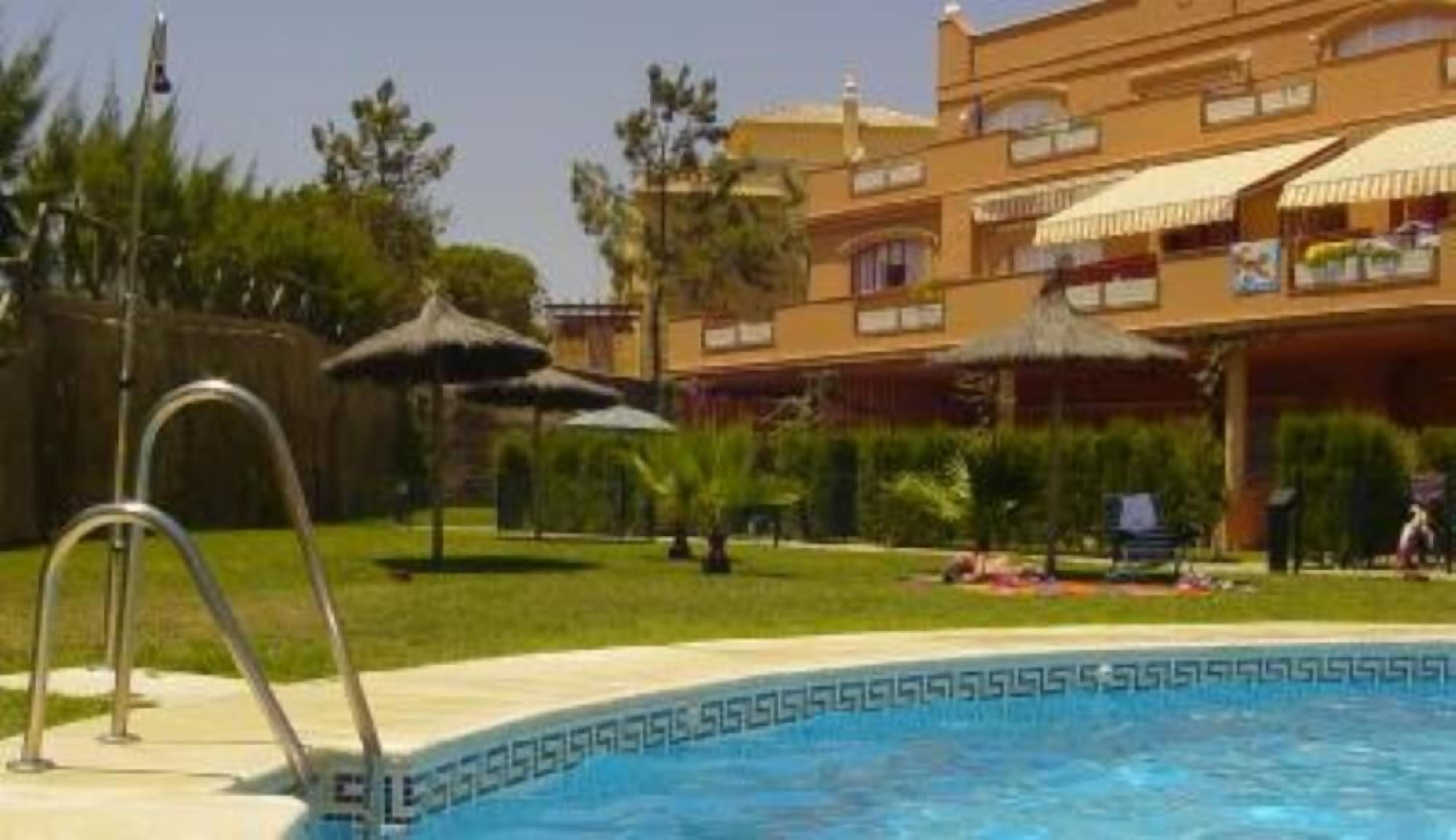 Apartment on the golf course 3 minutes from the beach