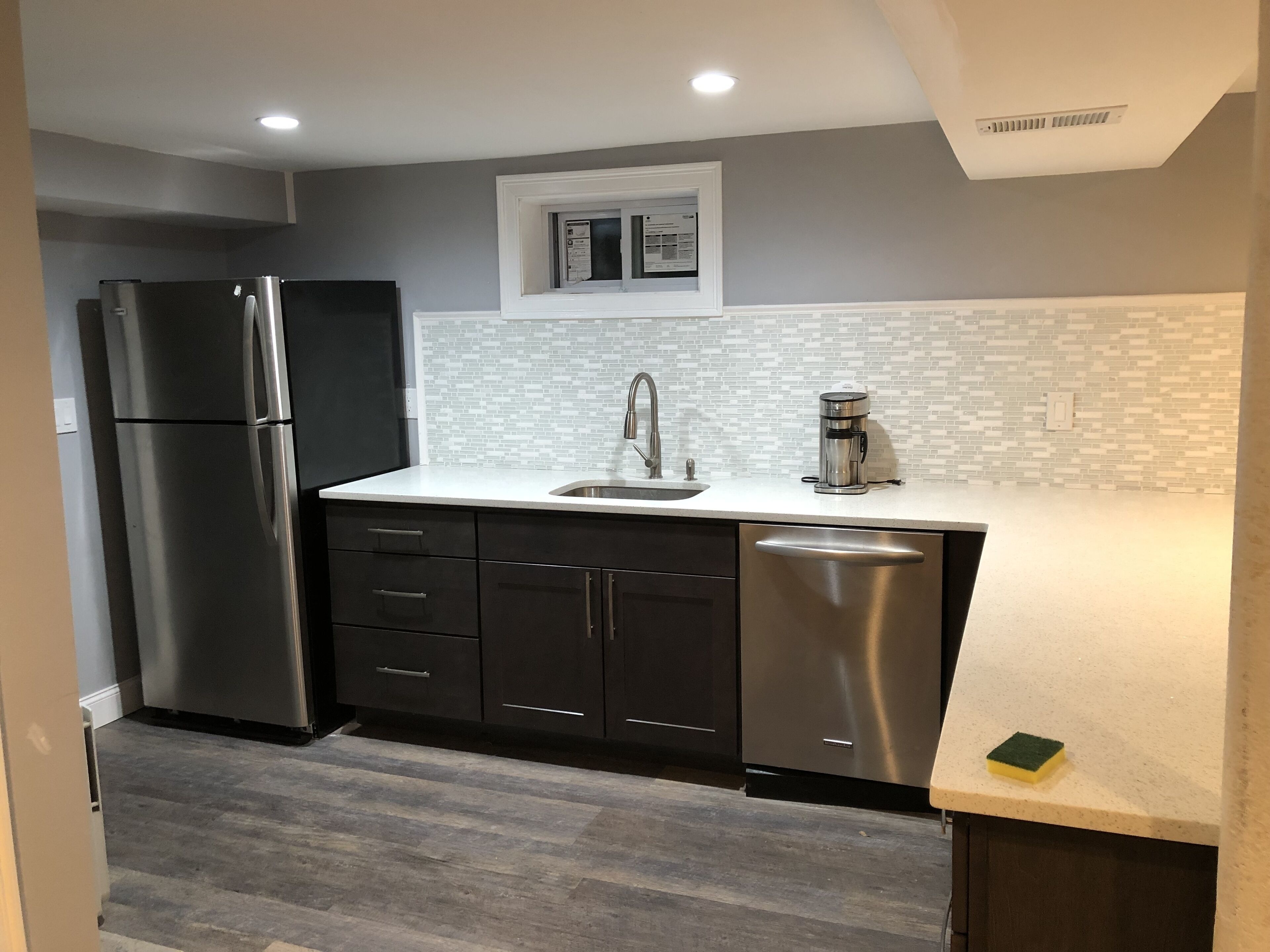 Brand new apartment  . Close by Newark airport