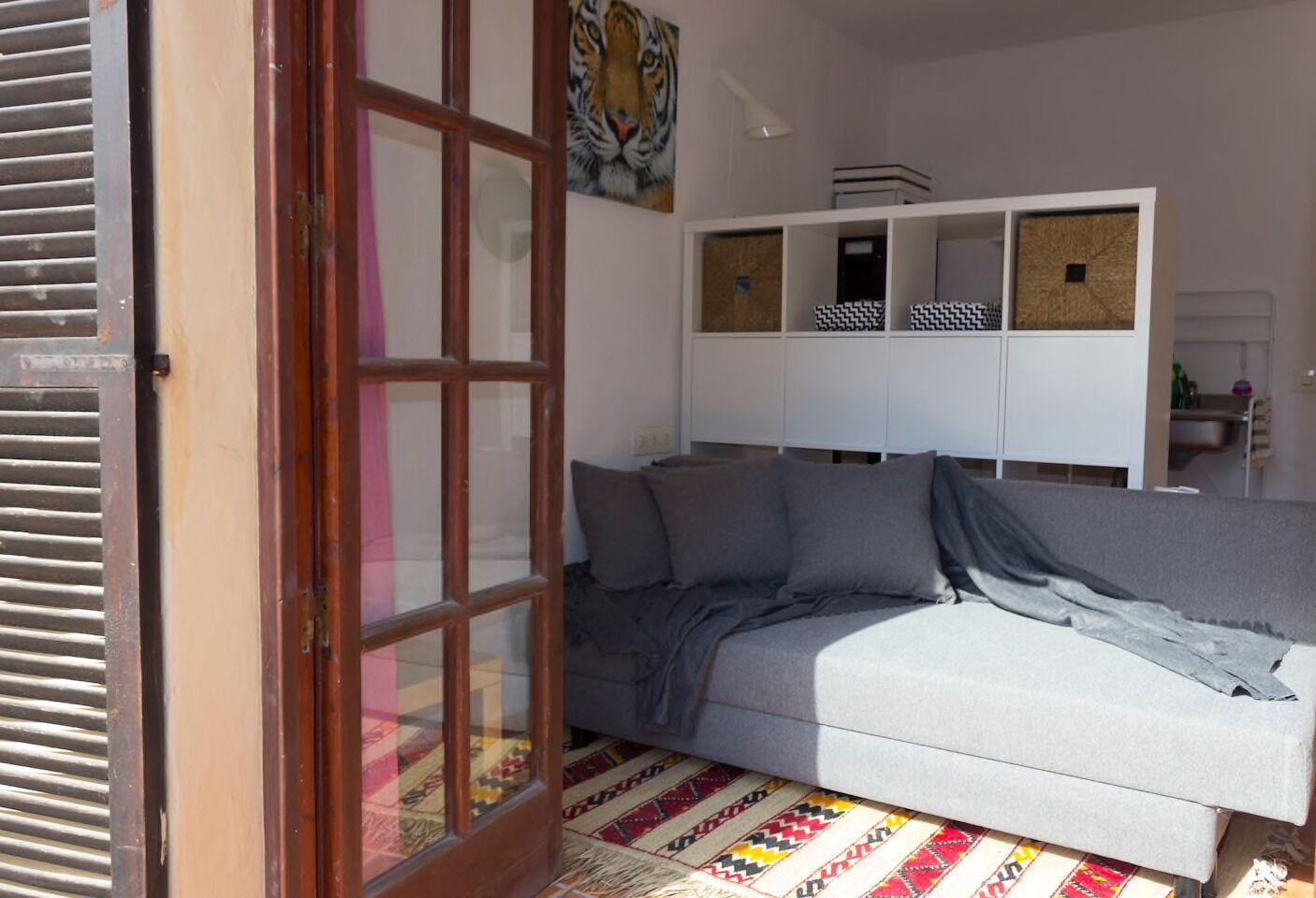 With Private Garden, Hammock, Sun Loungers, Beach, Hippymarket, Pushbike Area