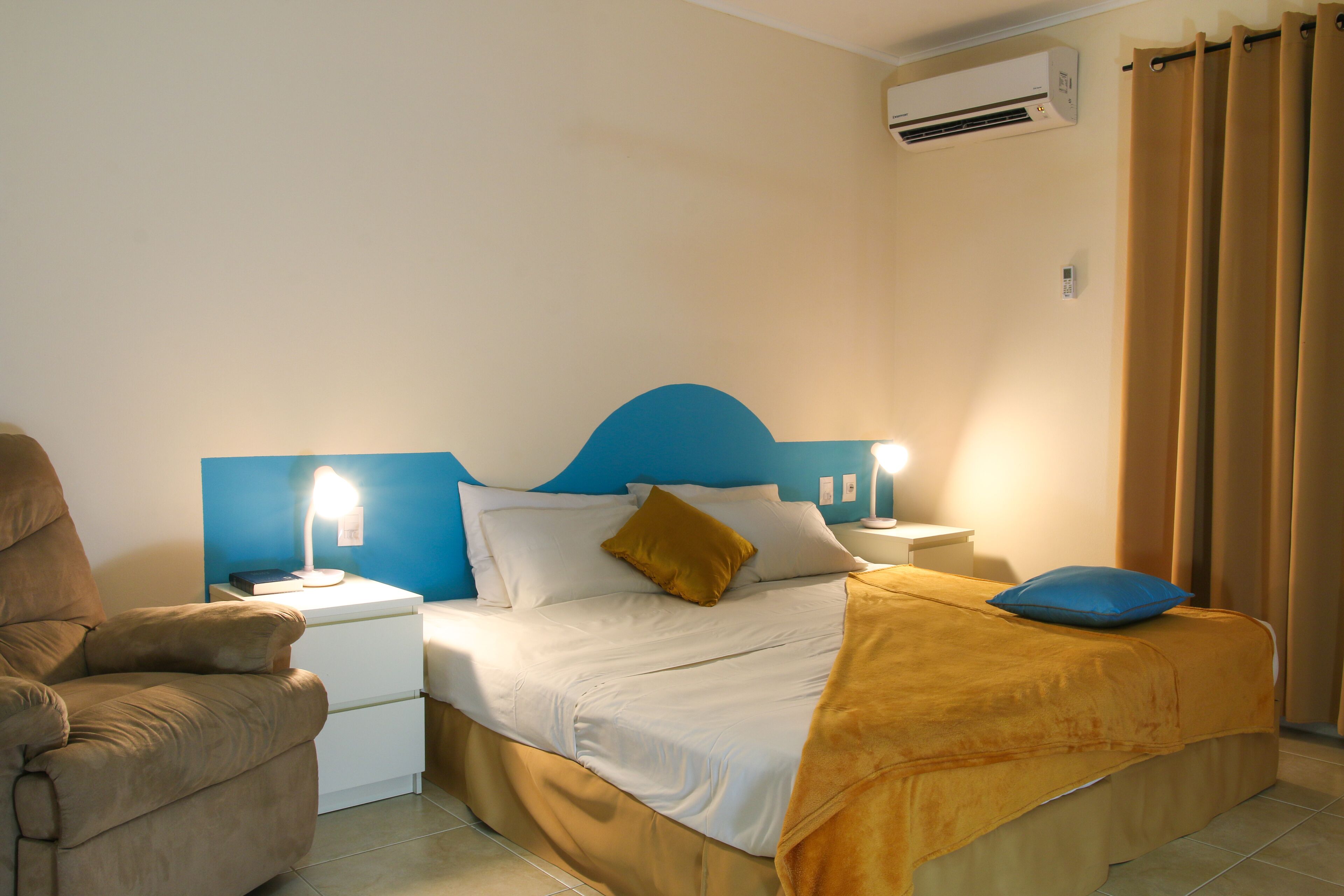 A Lovely Stay - Comfort Room Suite @ Aqua Viva Suites