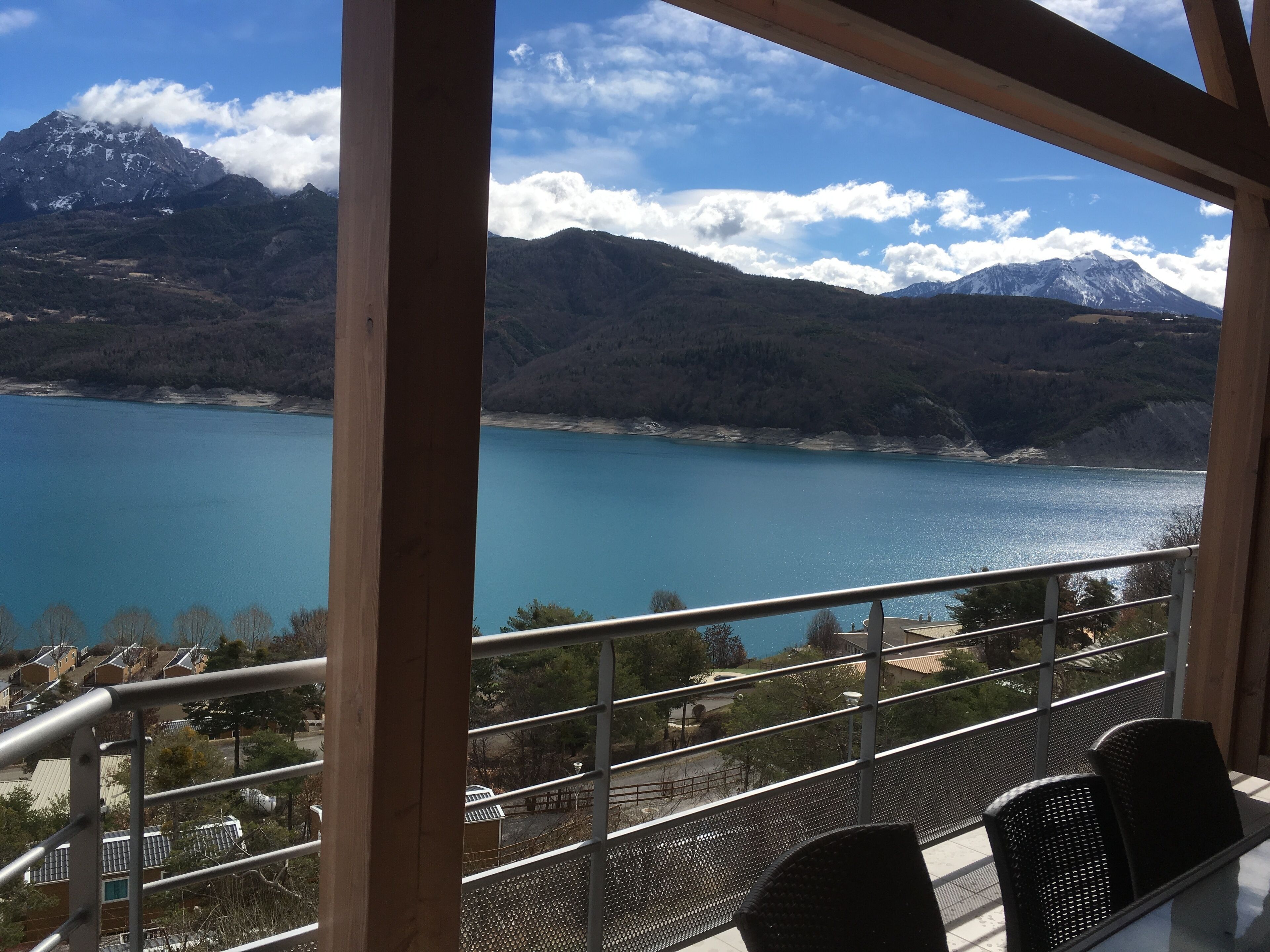 Superb 4 bedroom apartment in Chorges on the lake of serre-ponçon