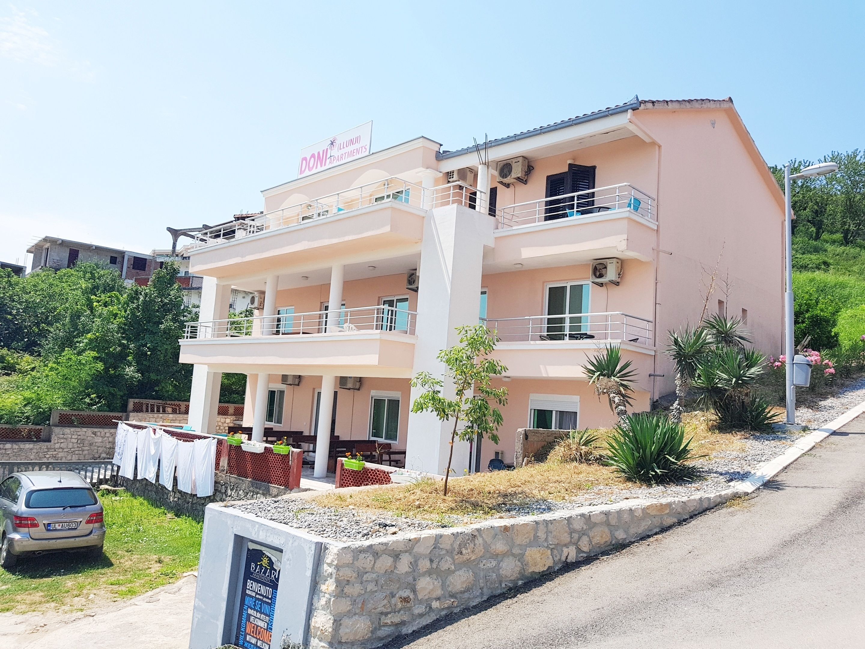 Doni Apartments