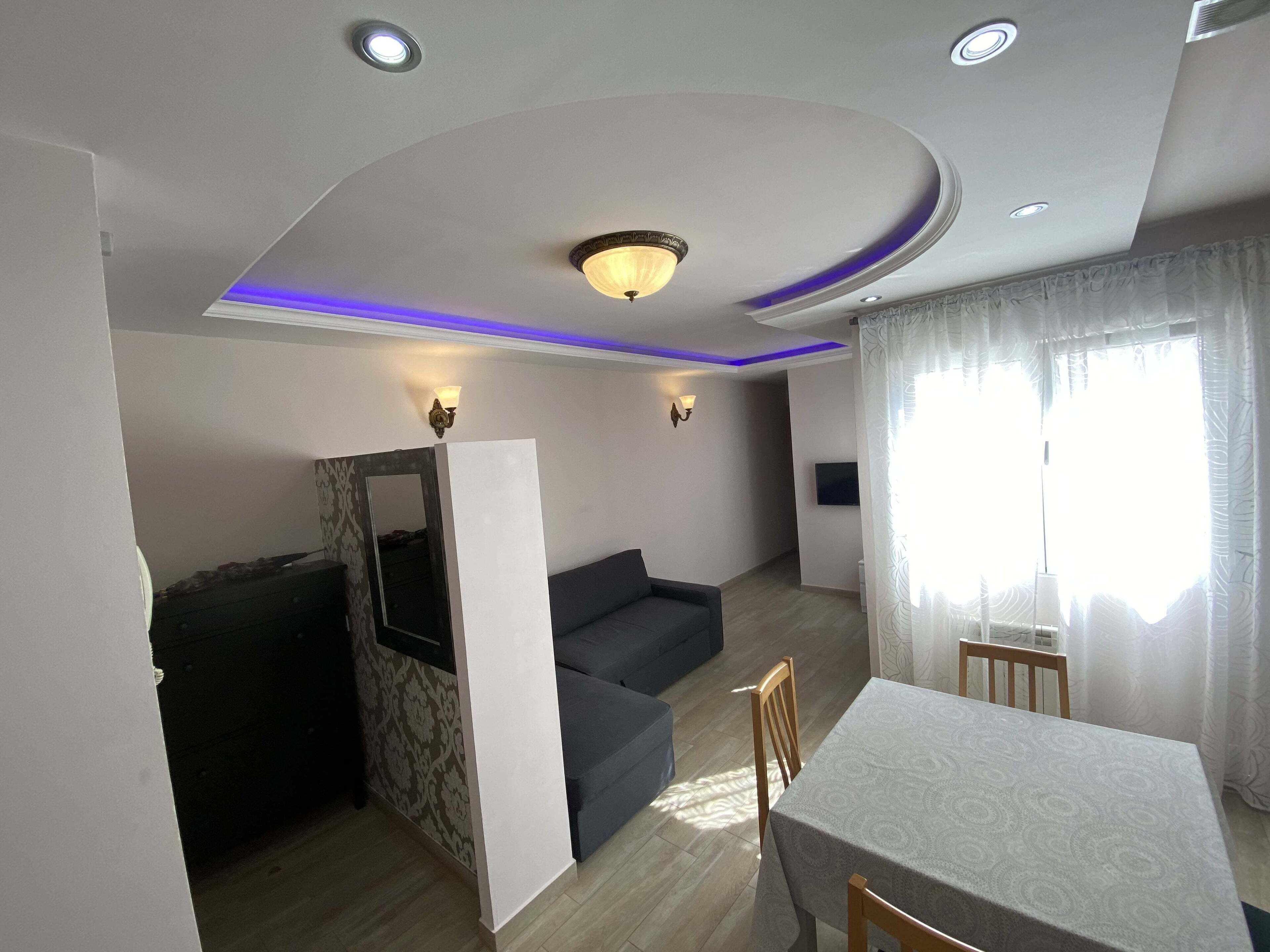 Luxury Apartment, 400m from the train station-BCN