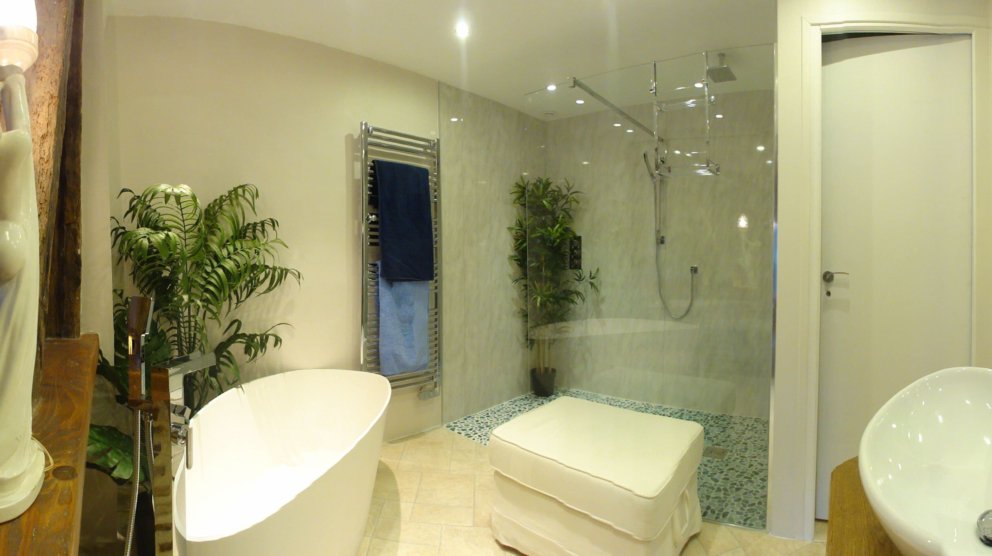 Tranquil Riverside Suite