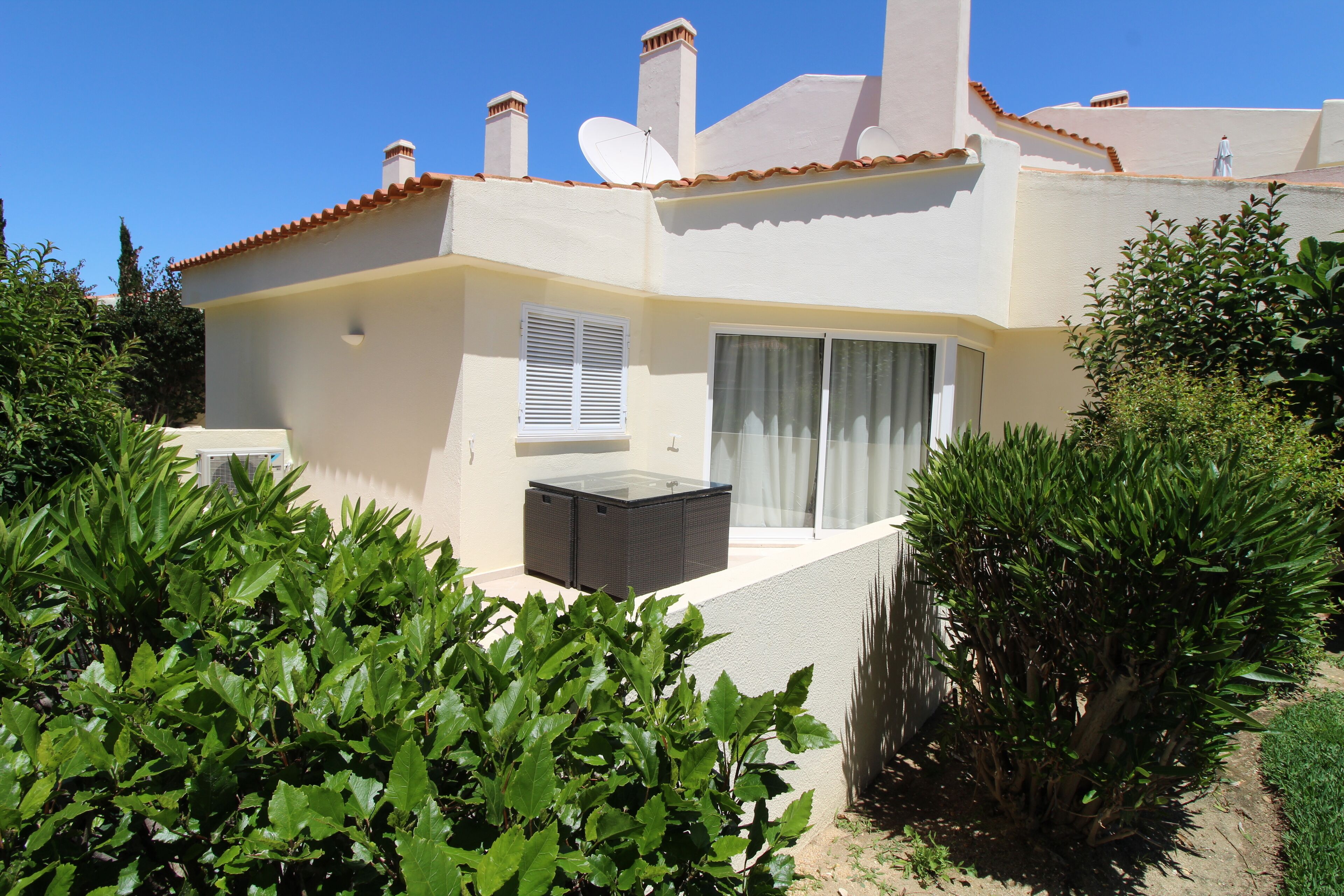 Apartment Wendy - 2 Bedroom in Jardins do Golfe family complex.