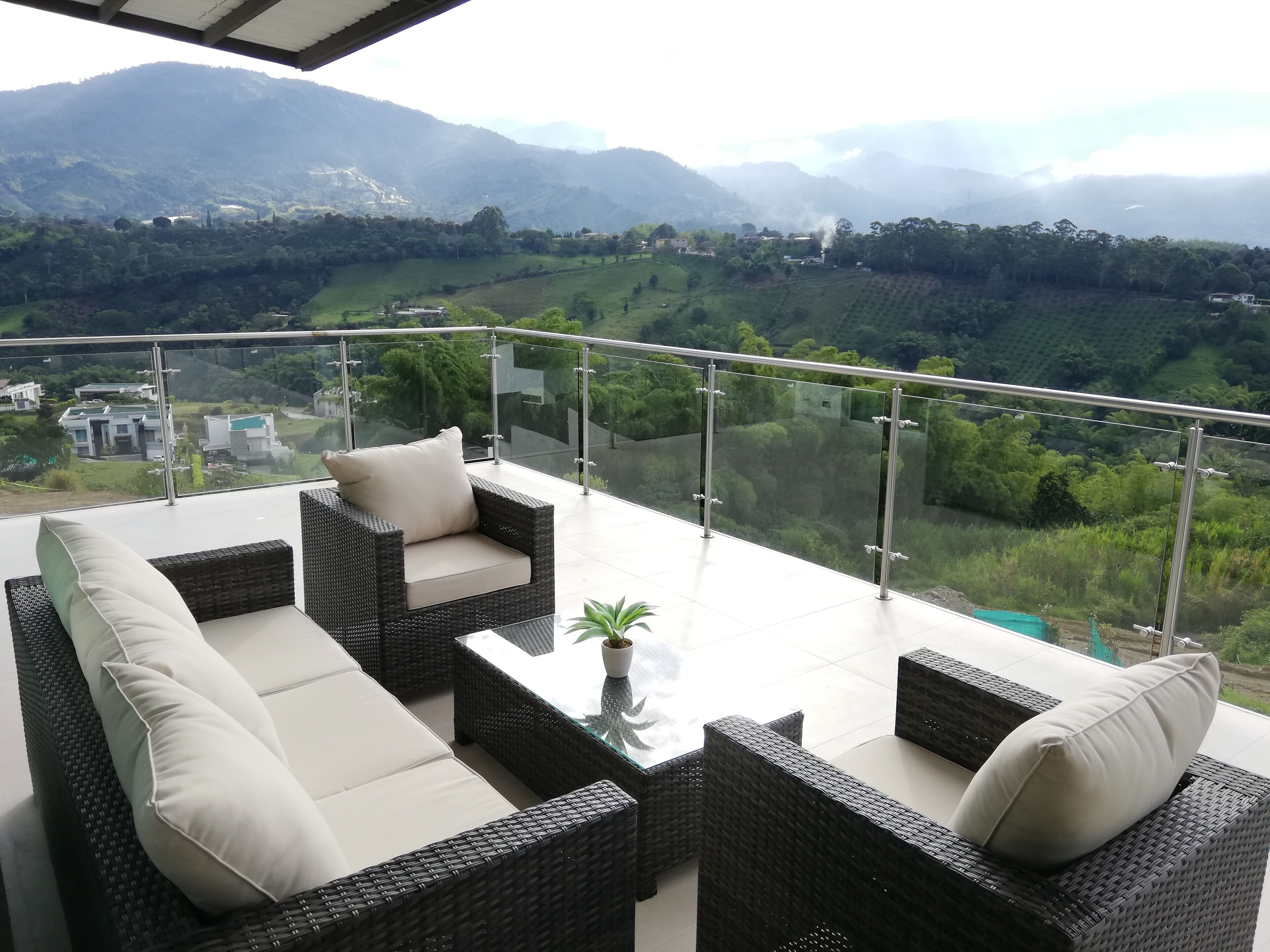 NEW and beautiful apartment with unique view of the coffee axis.