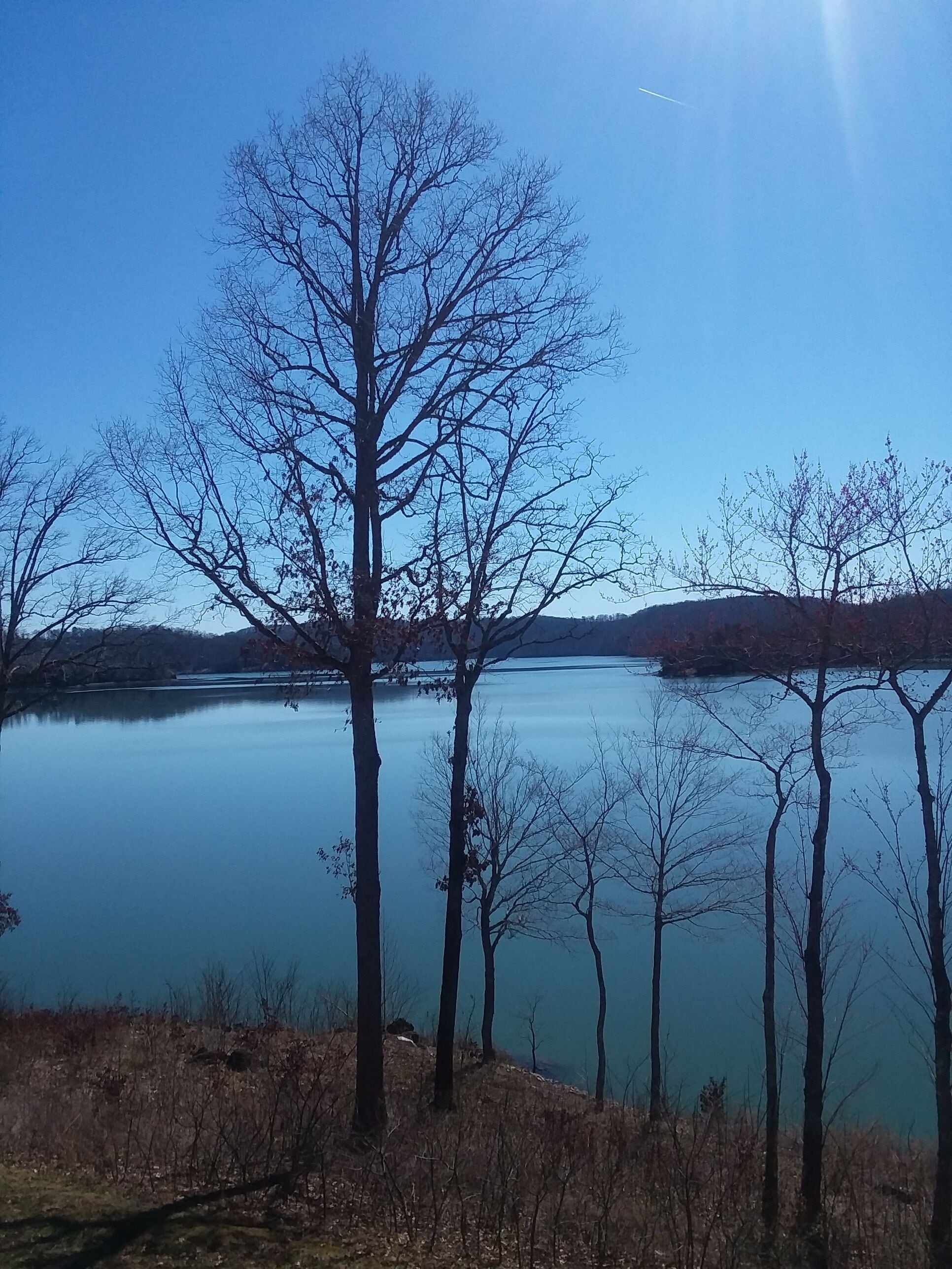 MEMORIAL DAY SPECIAL..CALL...Lakefront Condo w/covered slip 2 Bedroom 2.5 Bath