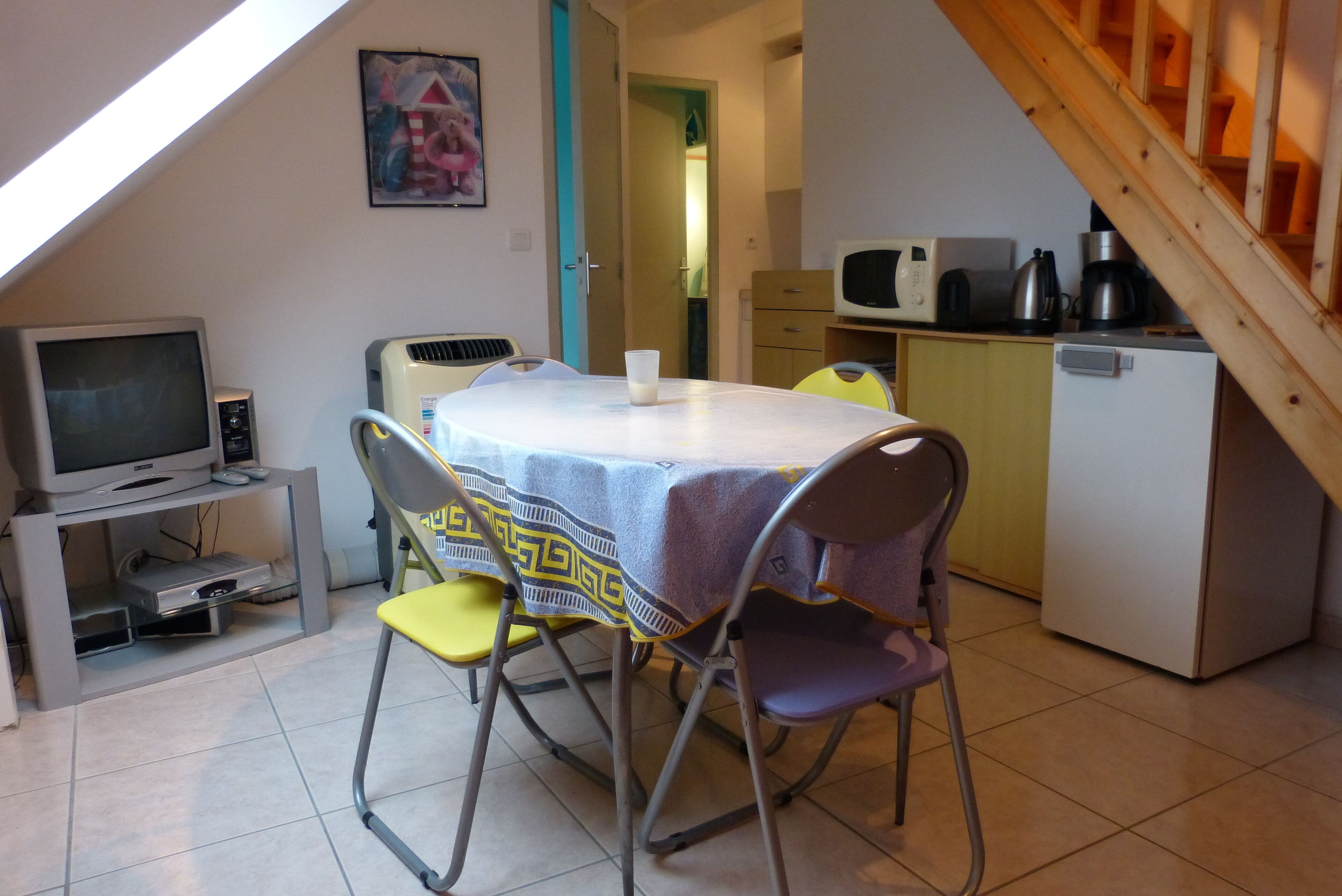 Apartment close to the beach (T2 + Mezzanine) - (B)