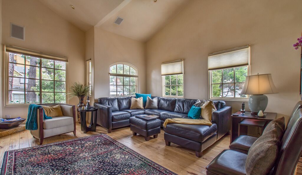 Banyan - Carmel Downtown Condo - Perfect Downtown Location, Walk Everywhere