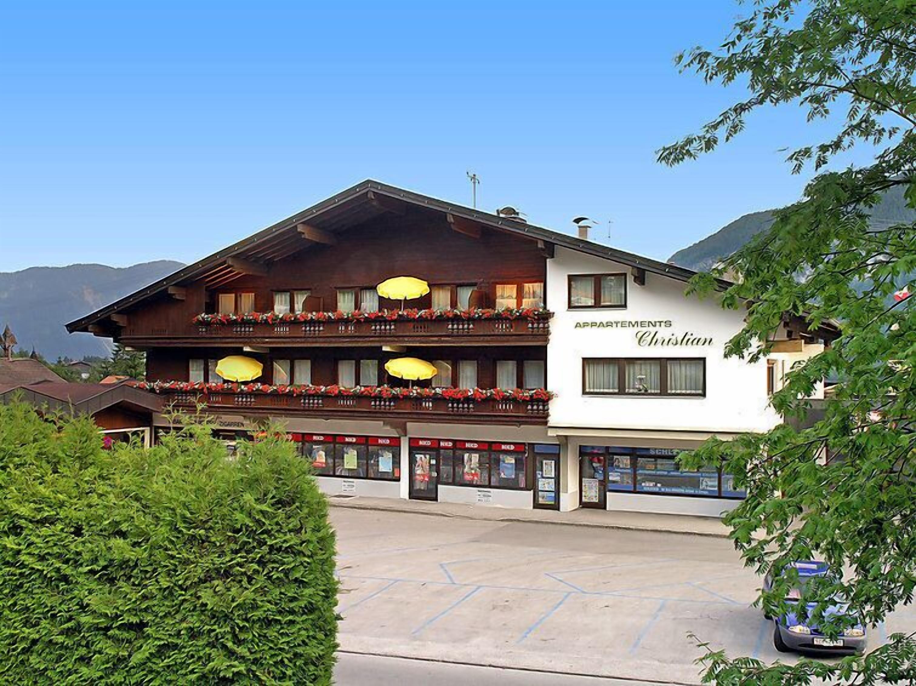 Apartment Christian in Maurach - 4 persons, 1 bedrooms