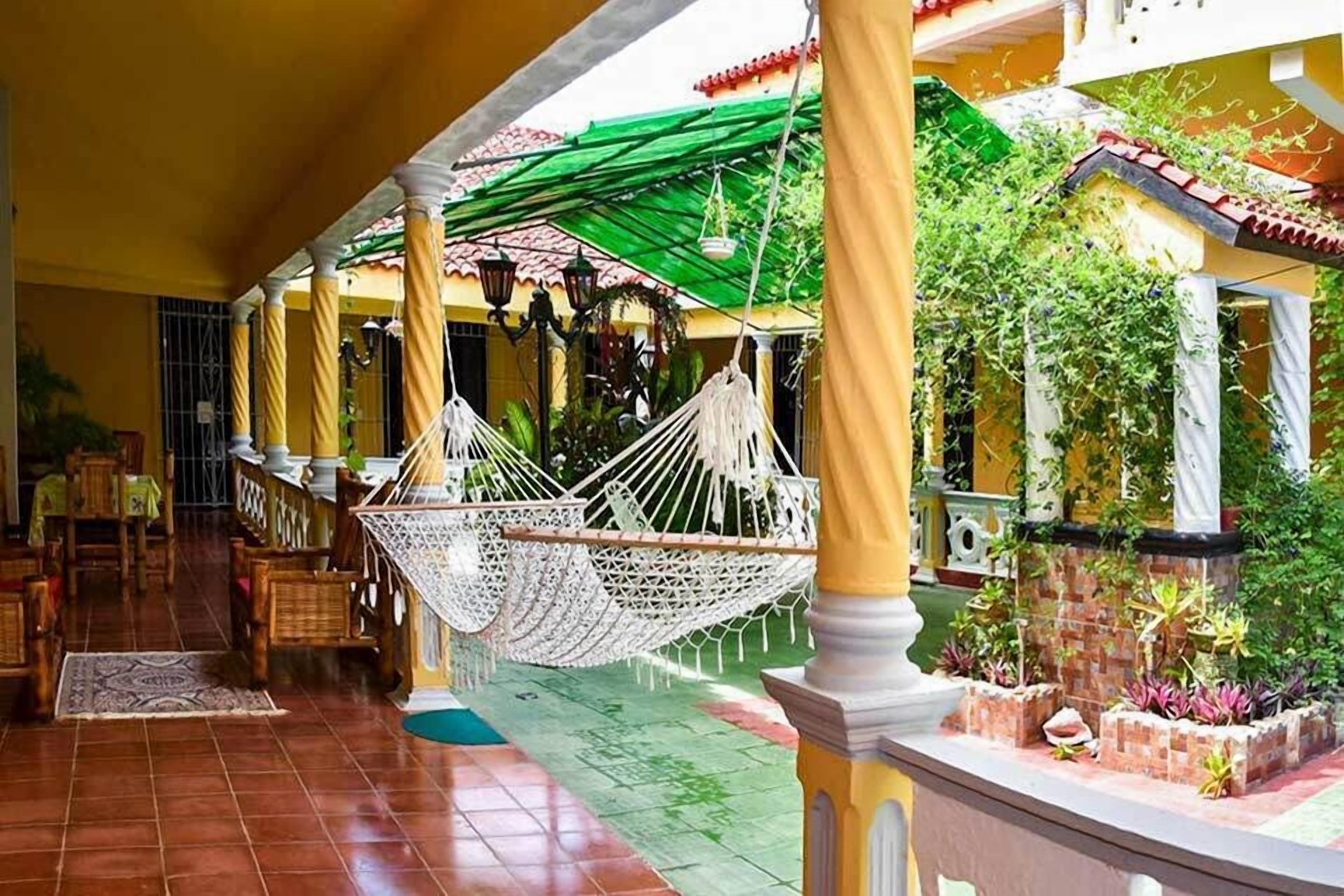 Alcazar Family Resort