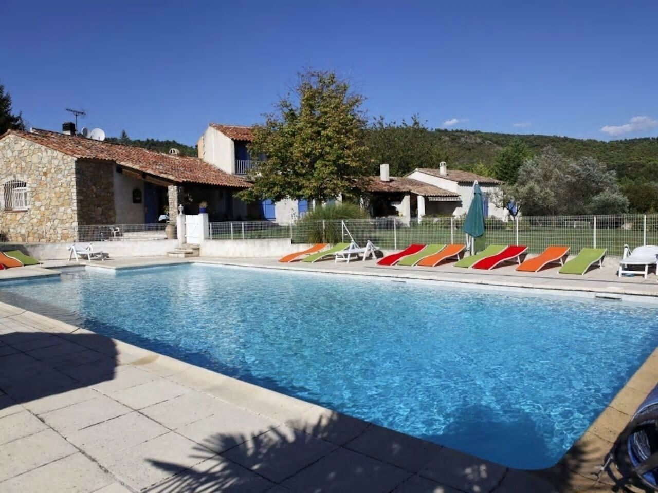 Provençal farmhouse "Les Rosiers"