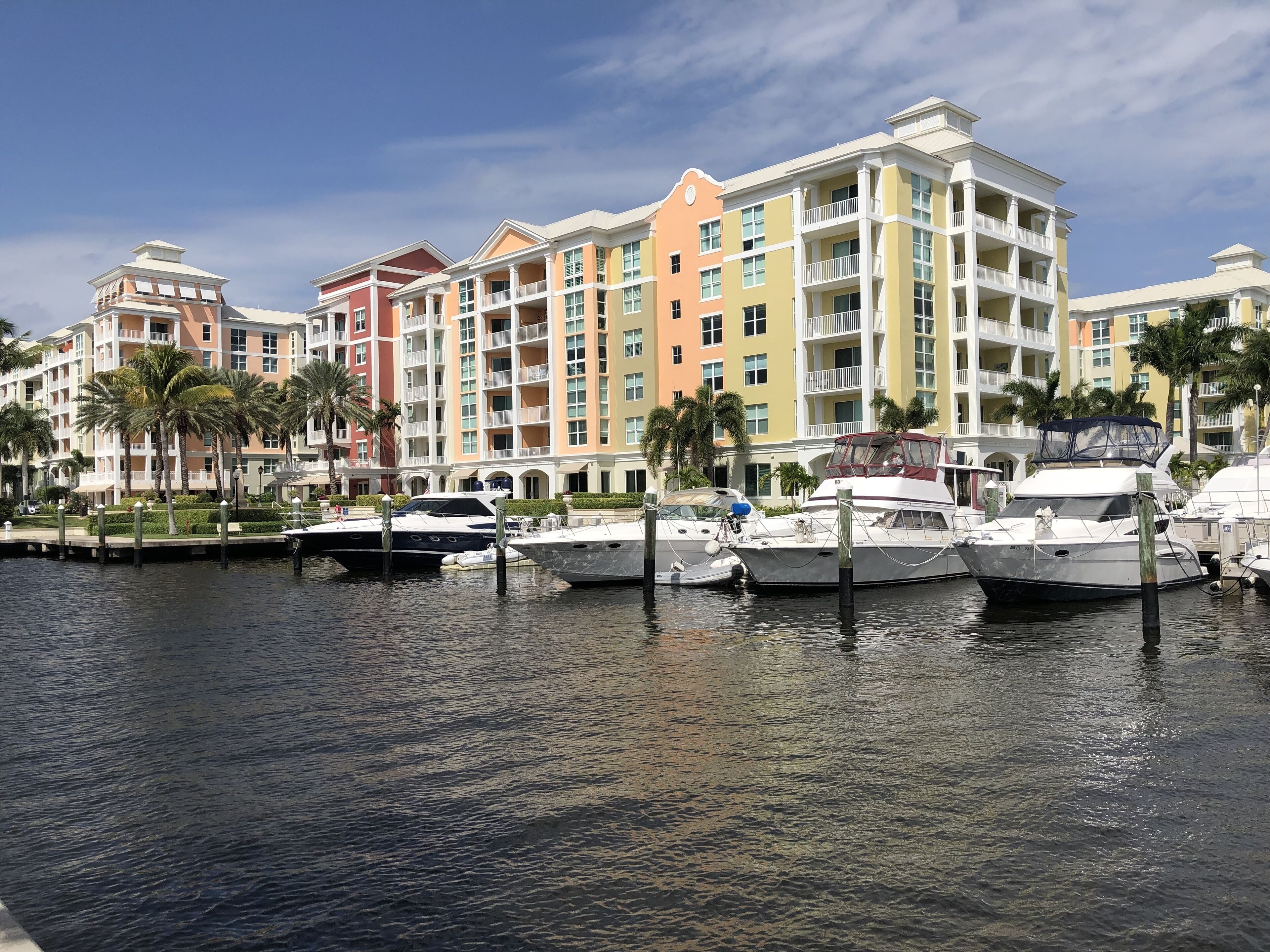Luxury condo on Marina with all resort style amenities. Walk to beach, and cafes