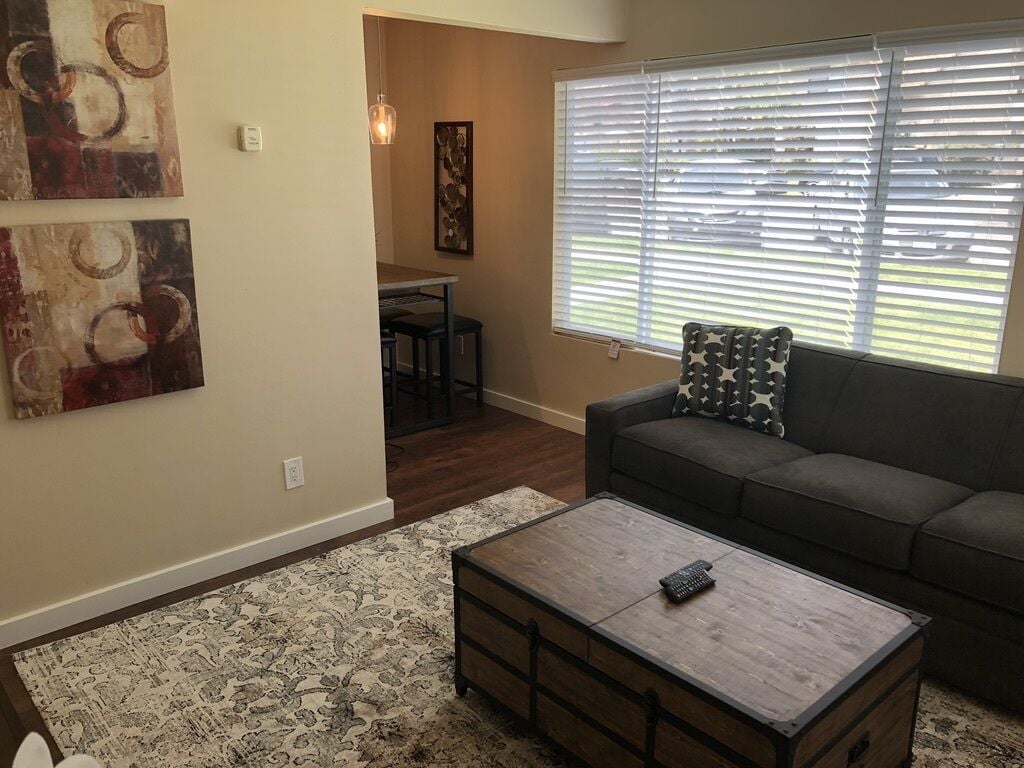 Executive Duplex Pacific Beach w / air conditioning