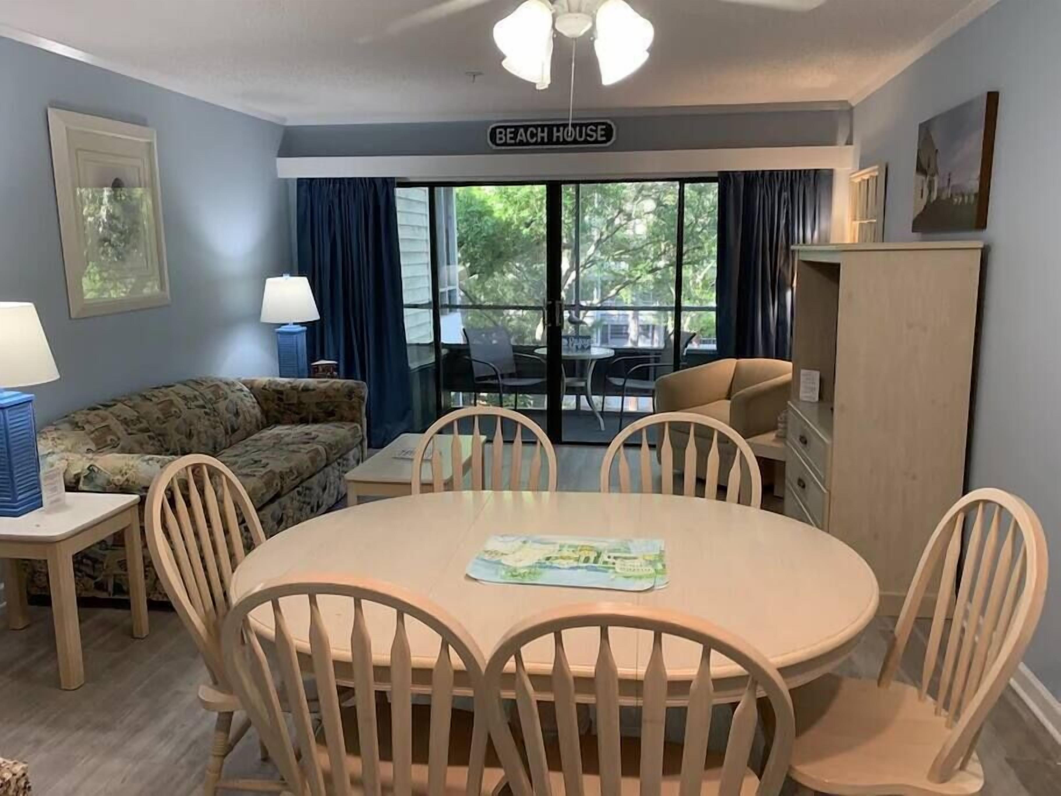Gorgeous One Bedroom Ocean Creek Condo