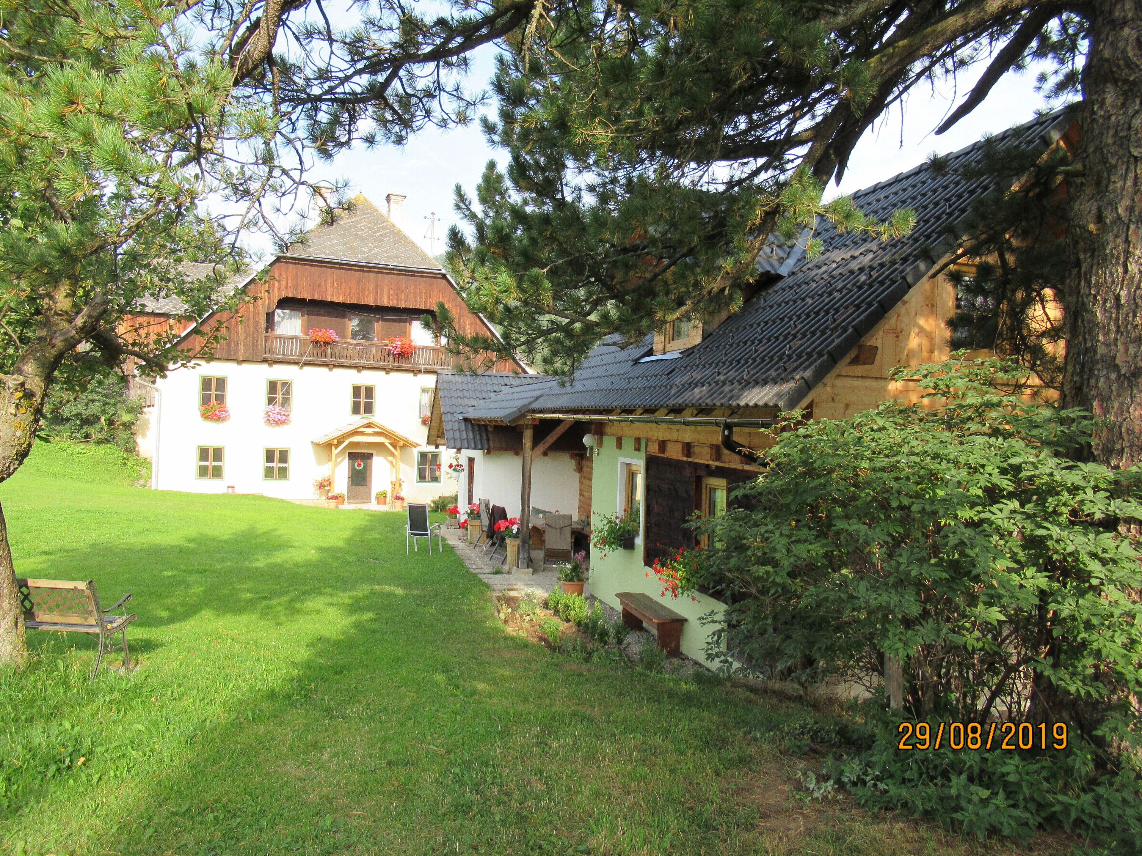 Cozy holiday apartment at 1420m altitude in the middle of nature on an organic farm