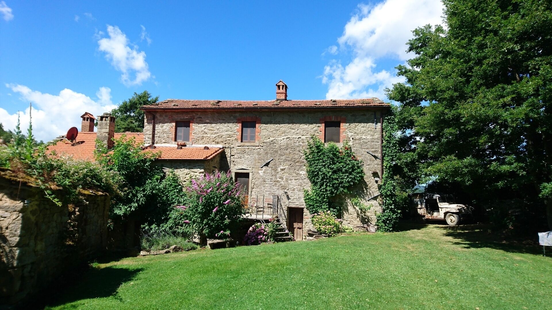 apartment (in the middle of Aenenian nature, relax and calm