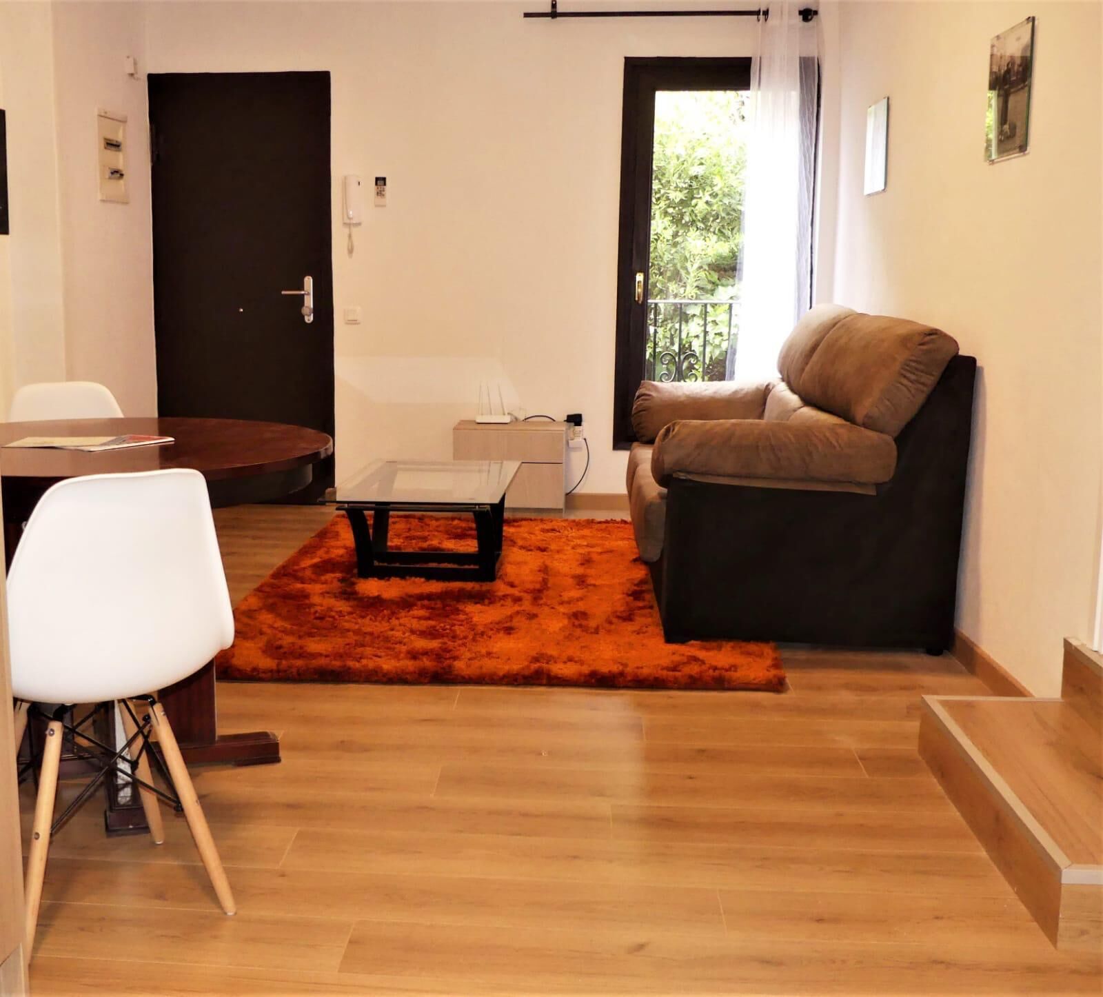 RECIEN RENOVATED APARTMENT