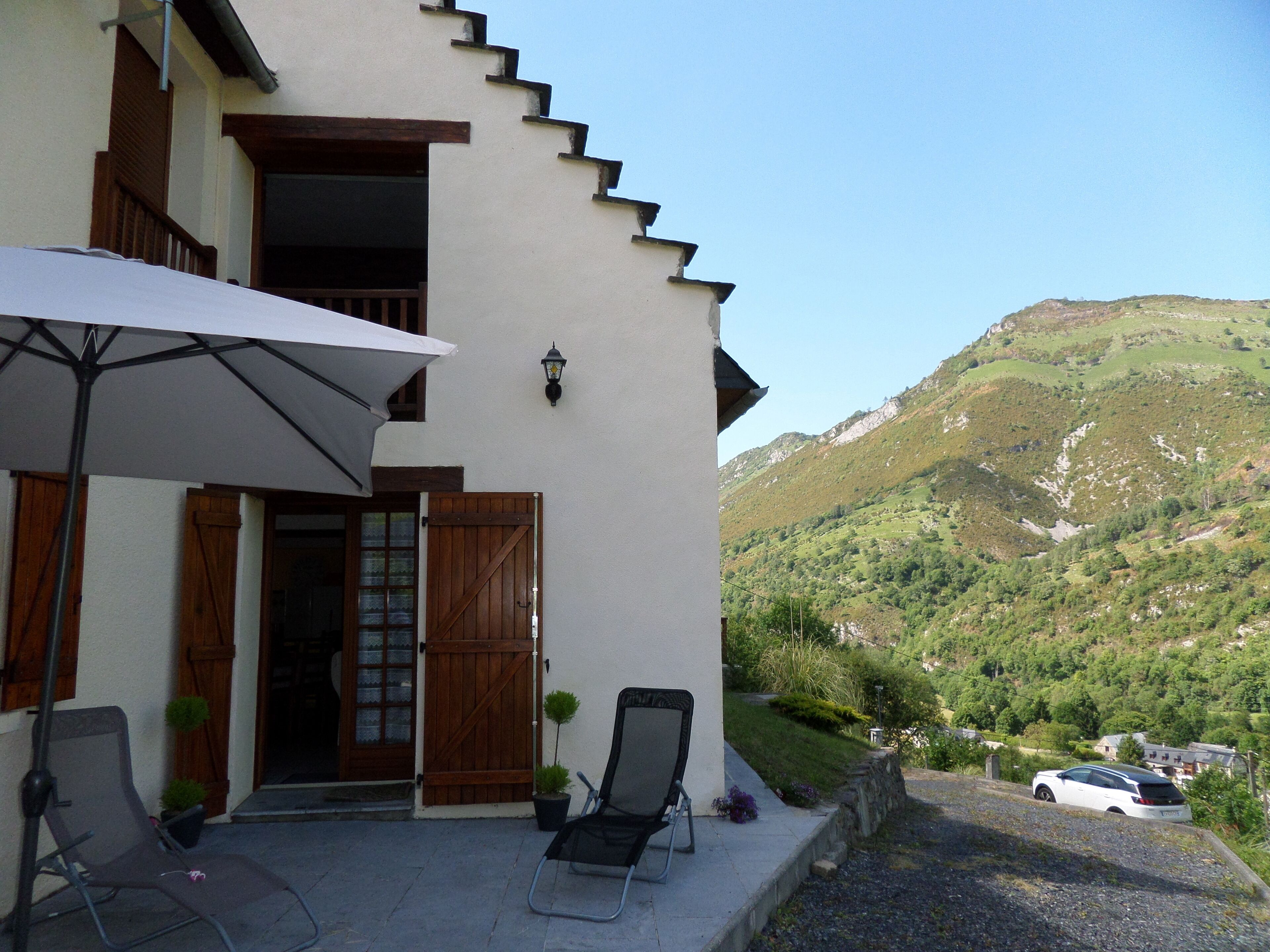 Renovated sheepfold in the heart of the Pyrenees
