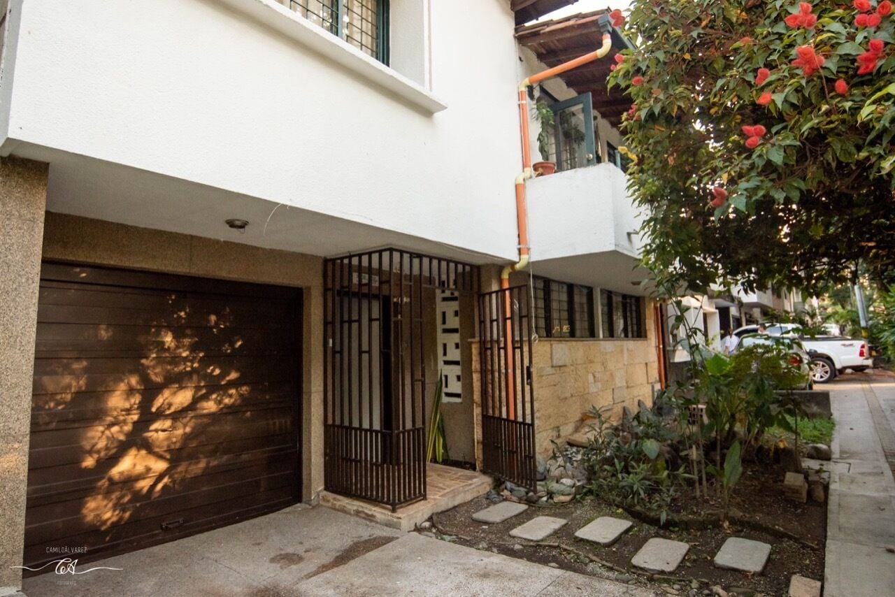 Alameda House Apartment 