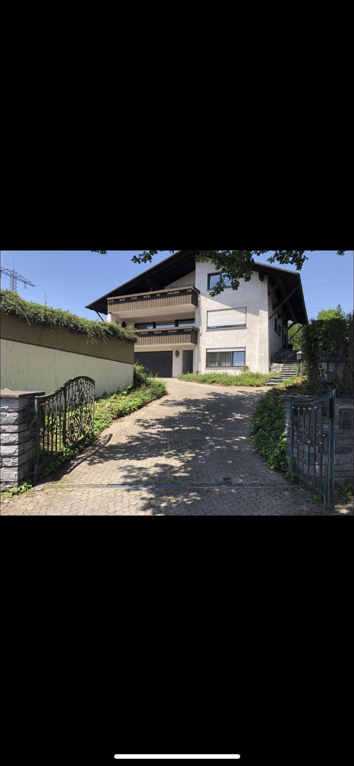 City and mountains within easy reach