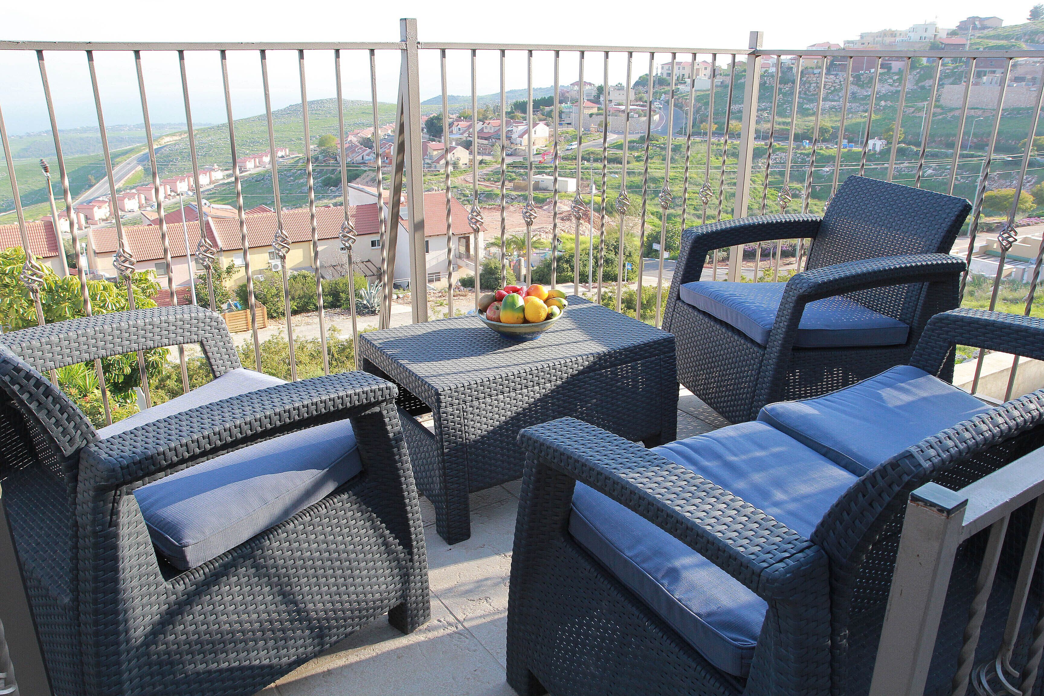 VILLA apt; PANORAMA VIEW - SEA OF GALILEE; 30 min to all attractions; for family